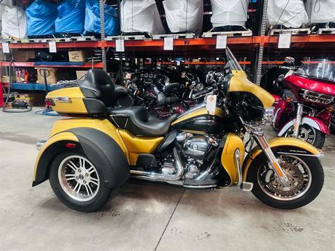 Used 2017 Harley-Davidson Tri Glide® Ultra Black Hills Gold