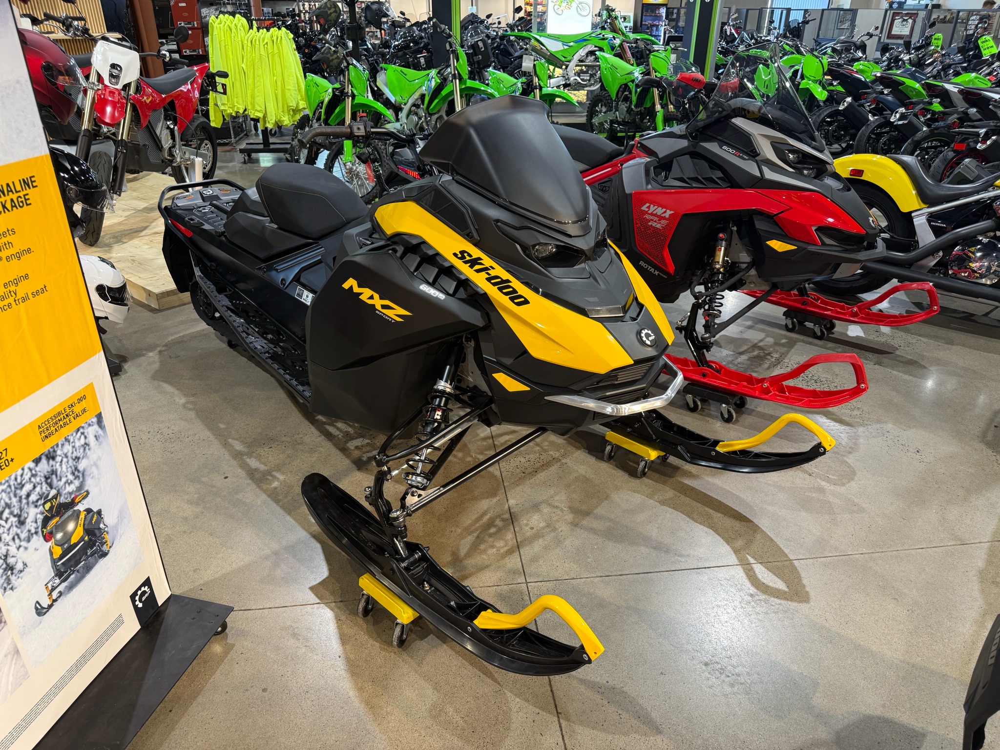 2027 MXZ Sport 129 600 EFI ES RipSaw 1.25