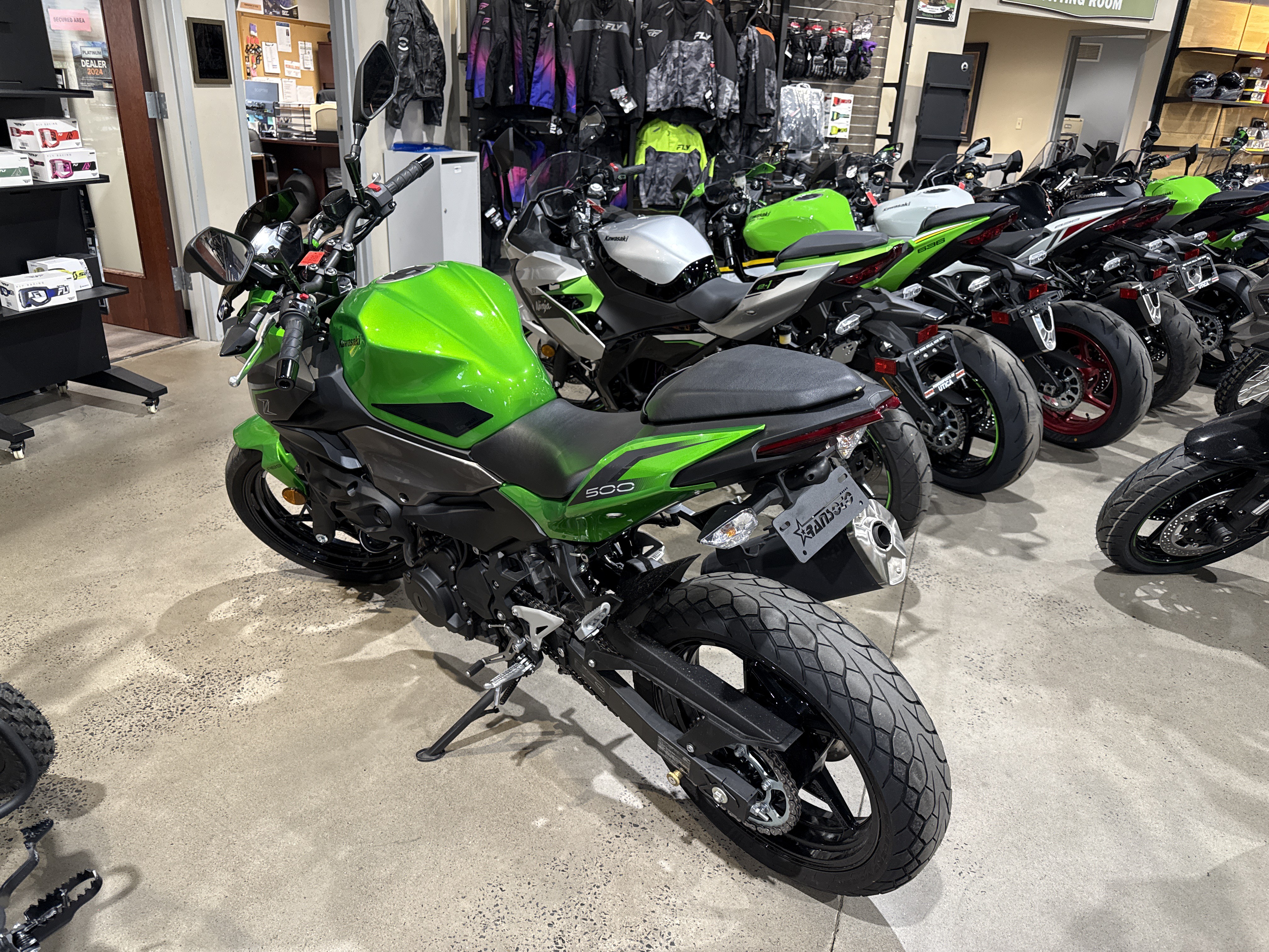 Used 2024 Kawasaki Z500 ABS, New York Mills NY | Specs, Price