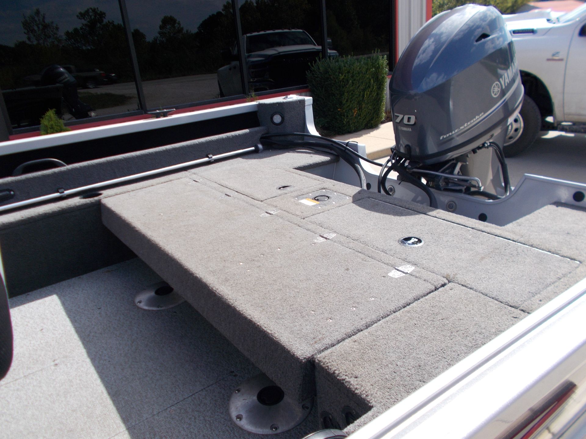 2018 Alumacraft Competitor 165 in West Plains, Missouri - Photo 12