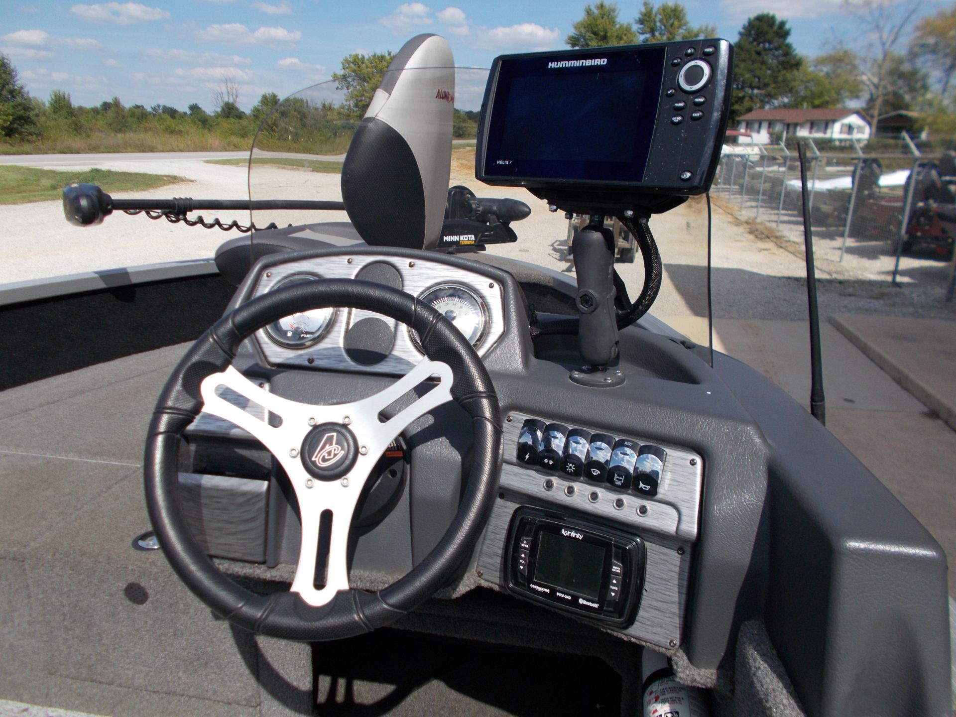 2018 Alumacraft Competitor 165 in West Plains, Missouri - Photo 14