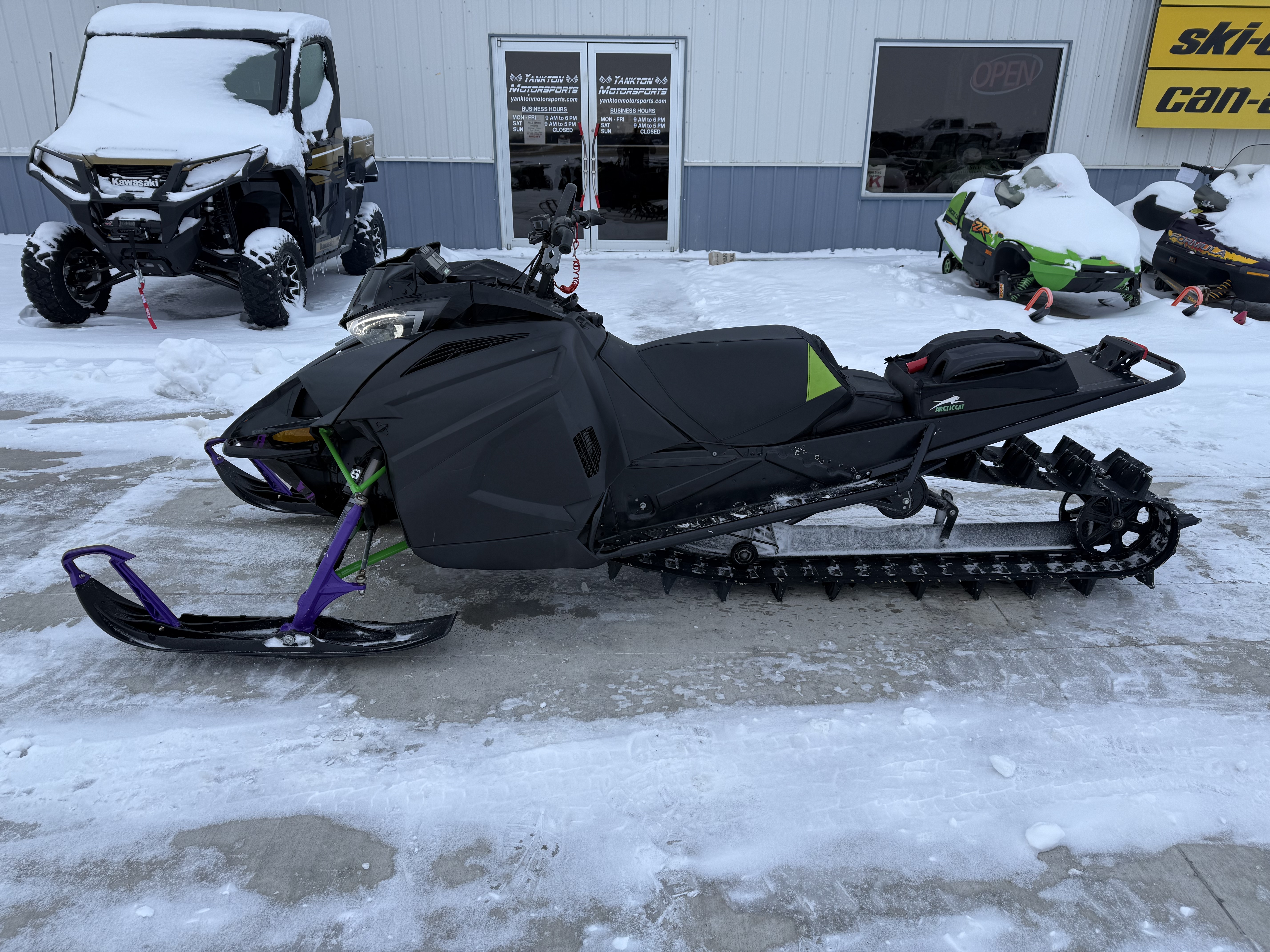 2019 Arctic Cat M 8000 Mountain Cat Alpha One 165 in Yankton, South Dakota - Photo 1