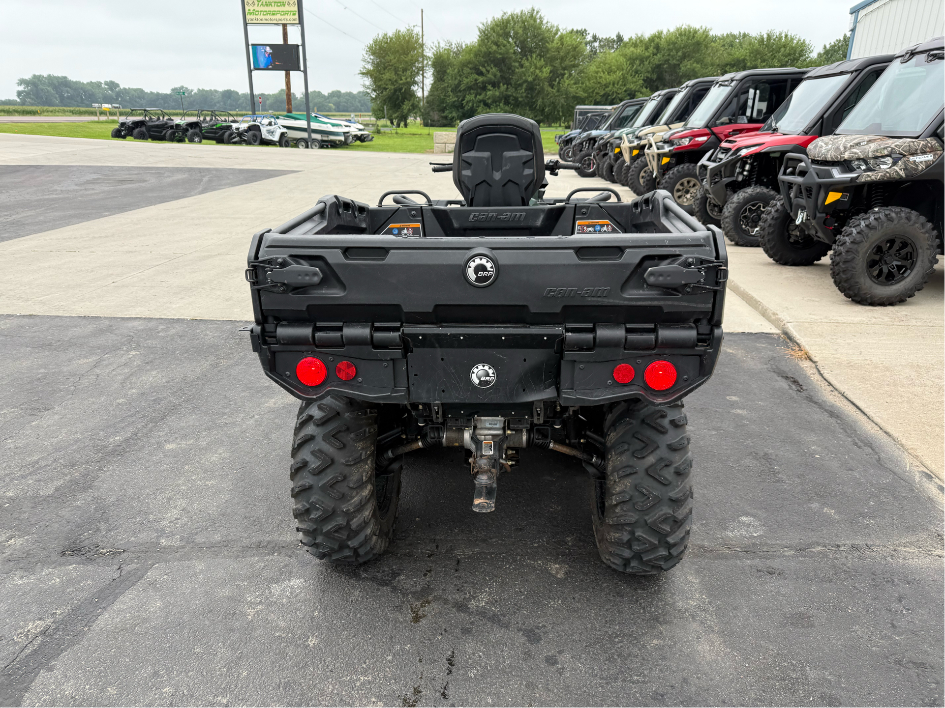 2023 Can-Am Outlander MAX 6x6 DPS 650 in Yankton, South Dakota - Photo 4