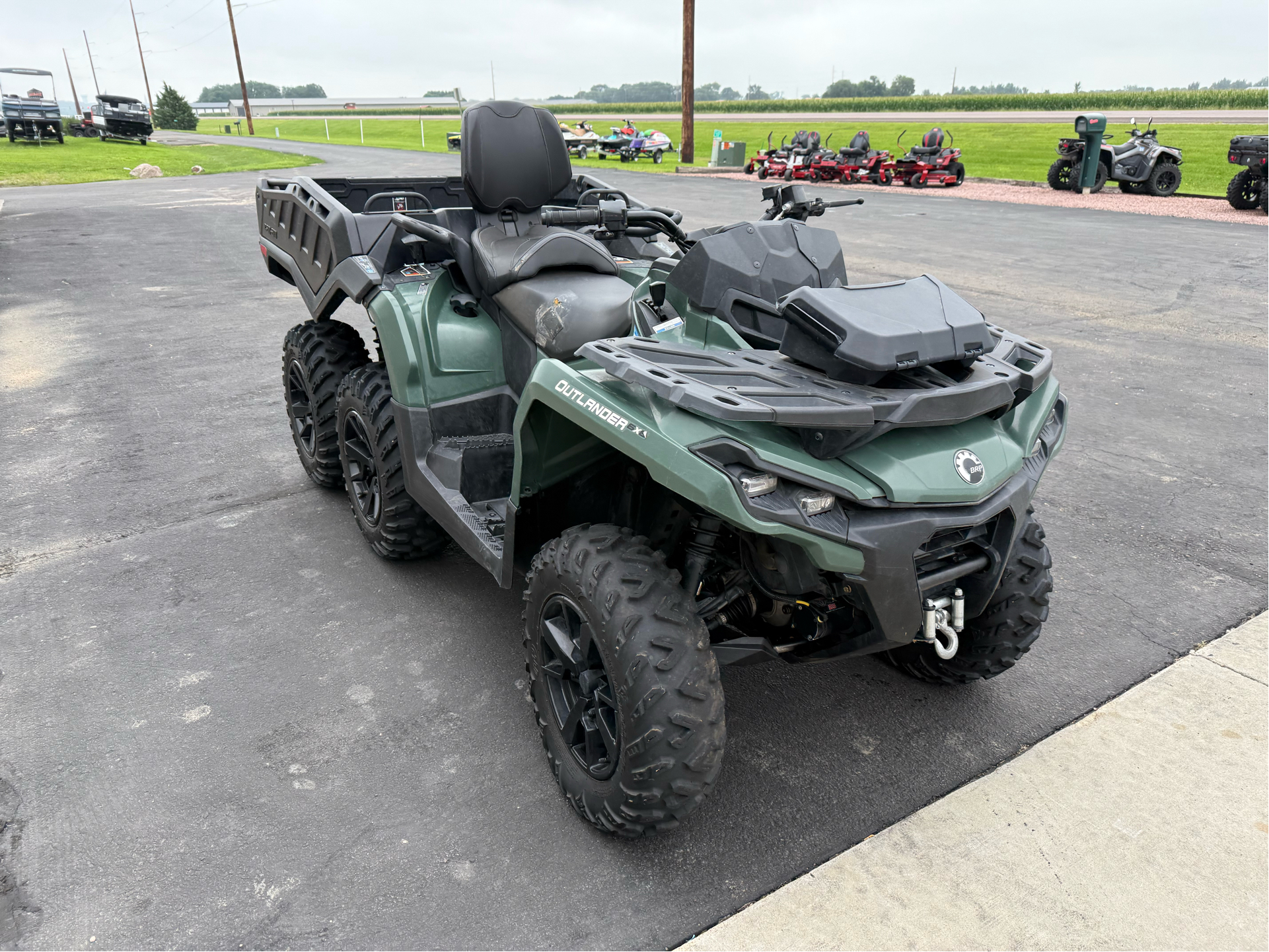 2023 Can-Am Outlander MAX 6x6 DPS 650 in Yankton, South Dakota - Photo 7