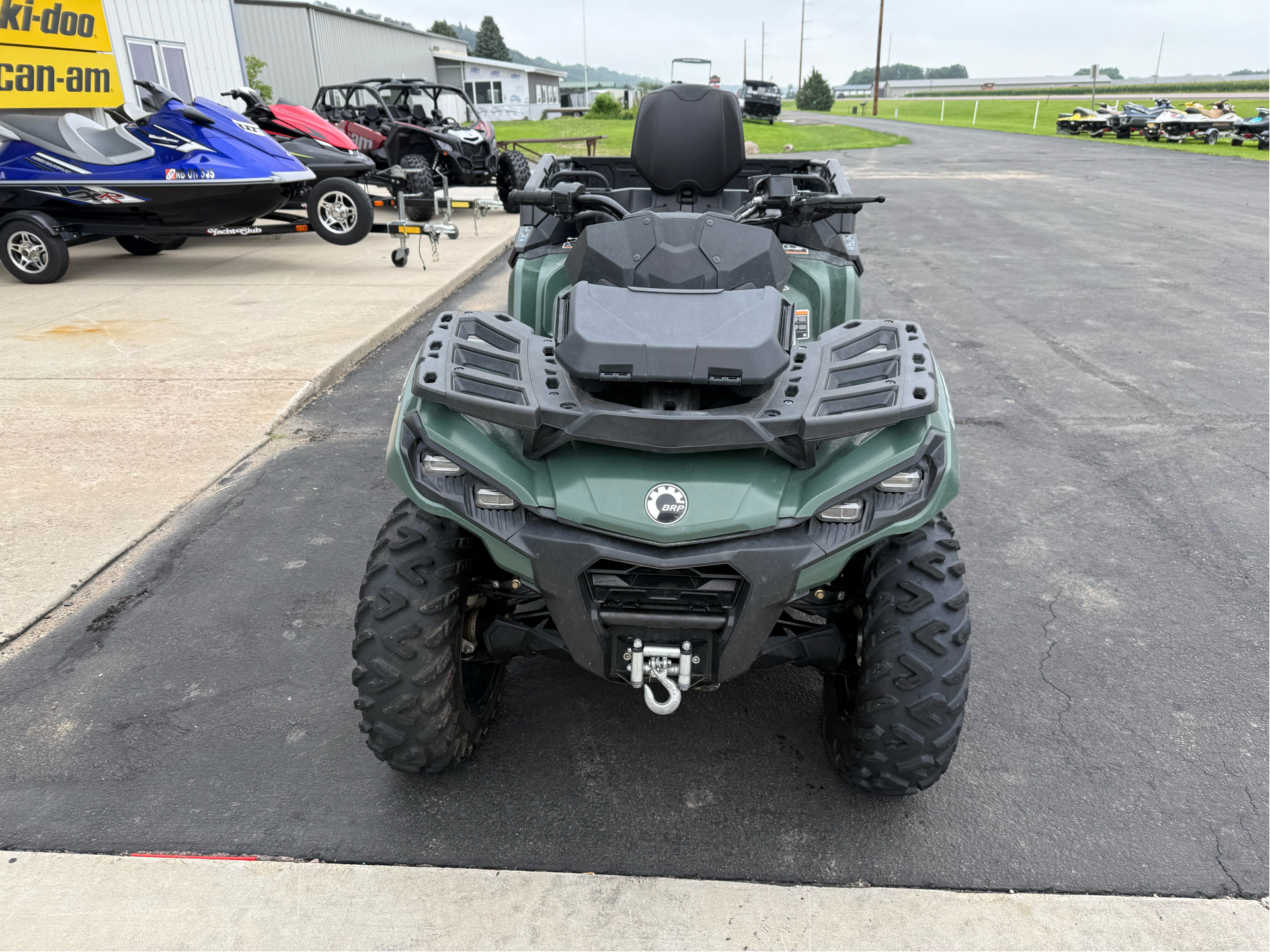 2023 Can-Am Outlander MAX 6x6 DPS 650 in Yankton, South Dakota - Photo 8