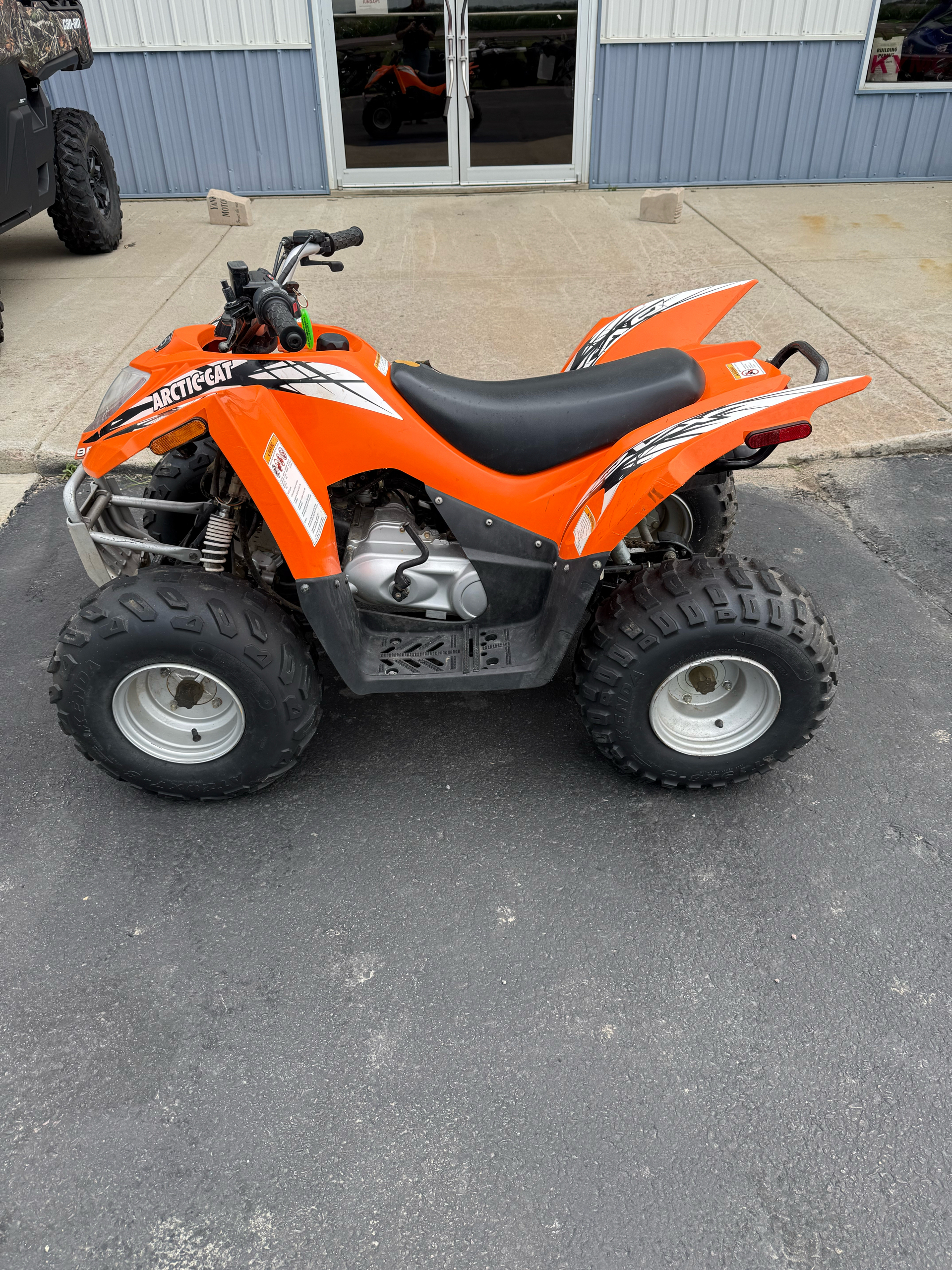 2012 Arctic Cat DVX™ 90 in Yankton, South Dakota - Photo 4