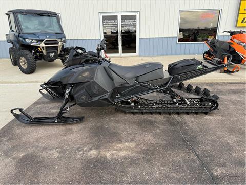 2016 Arctic Cat M 8000 162" Limited in Yankton, South Dakota