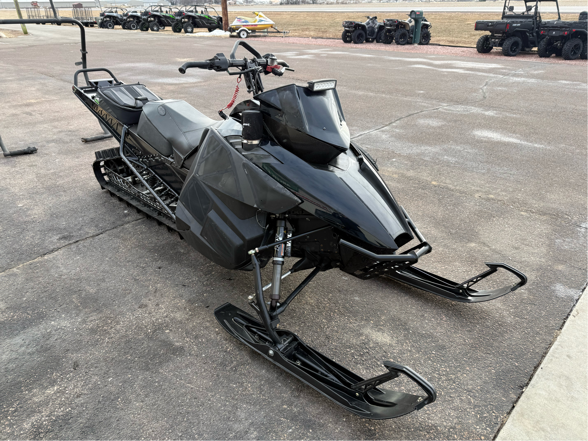 2016 Arctic Cat M 8000 162" Limited in Yankton, South Dakota - Photo 4
