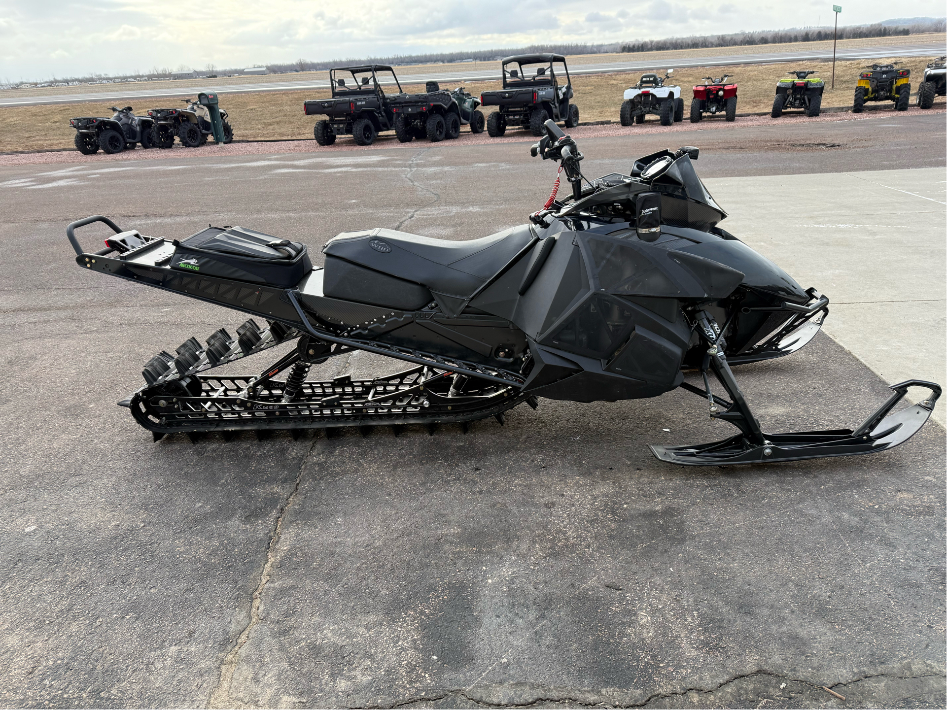 2016 Arctic Cat M 8000 162" Limited in Yankton, South Dakota - Photo 5