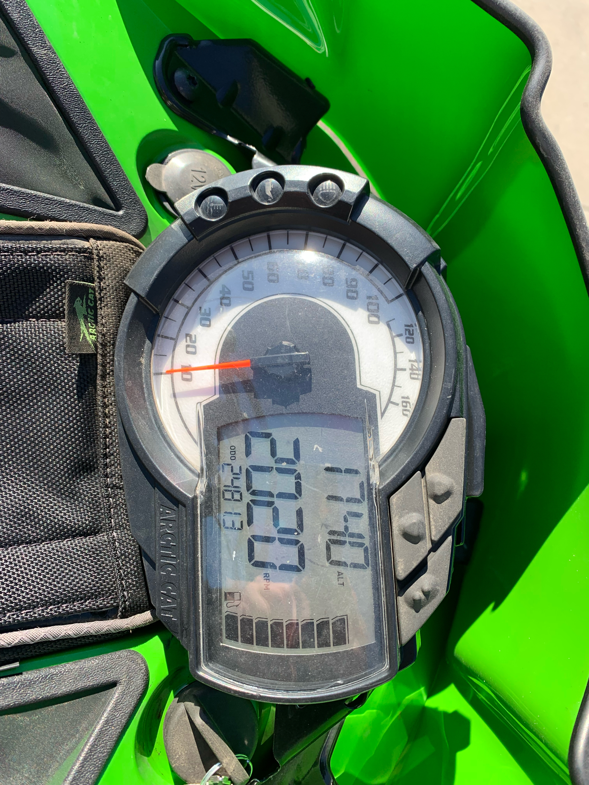 2016 Arctic Cat M 8000 162" Limited in Yankton, South Dakota - Photo 8