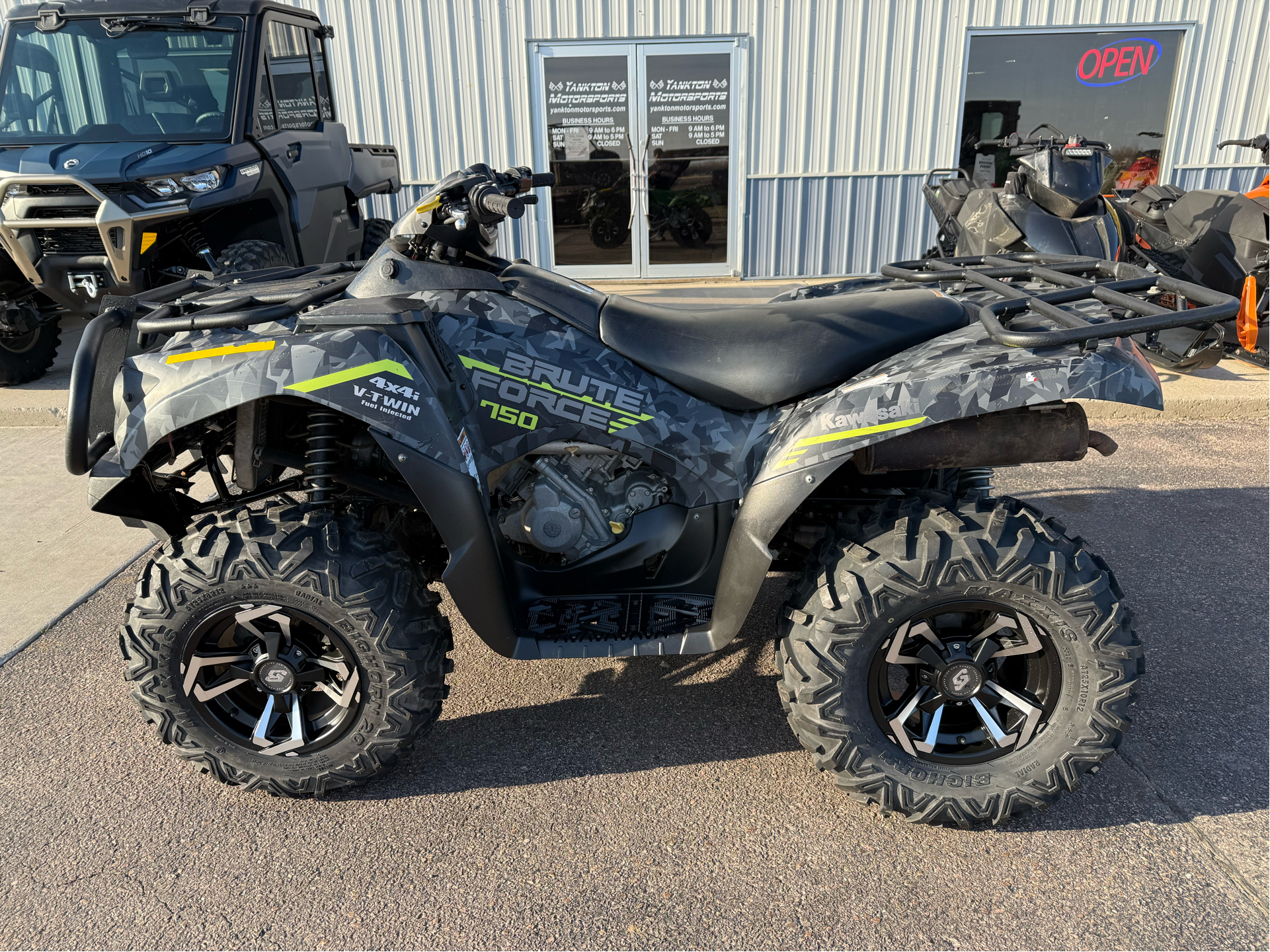 2023 Kawasaki Brute Force 750 4x4i EPS in Yankton, South Dakota - Photo 1