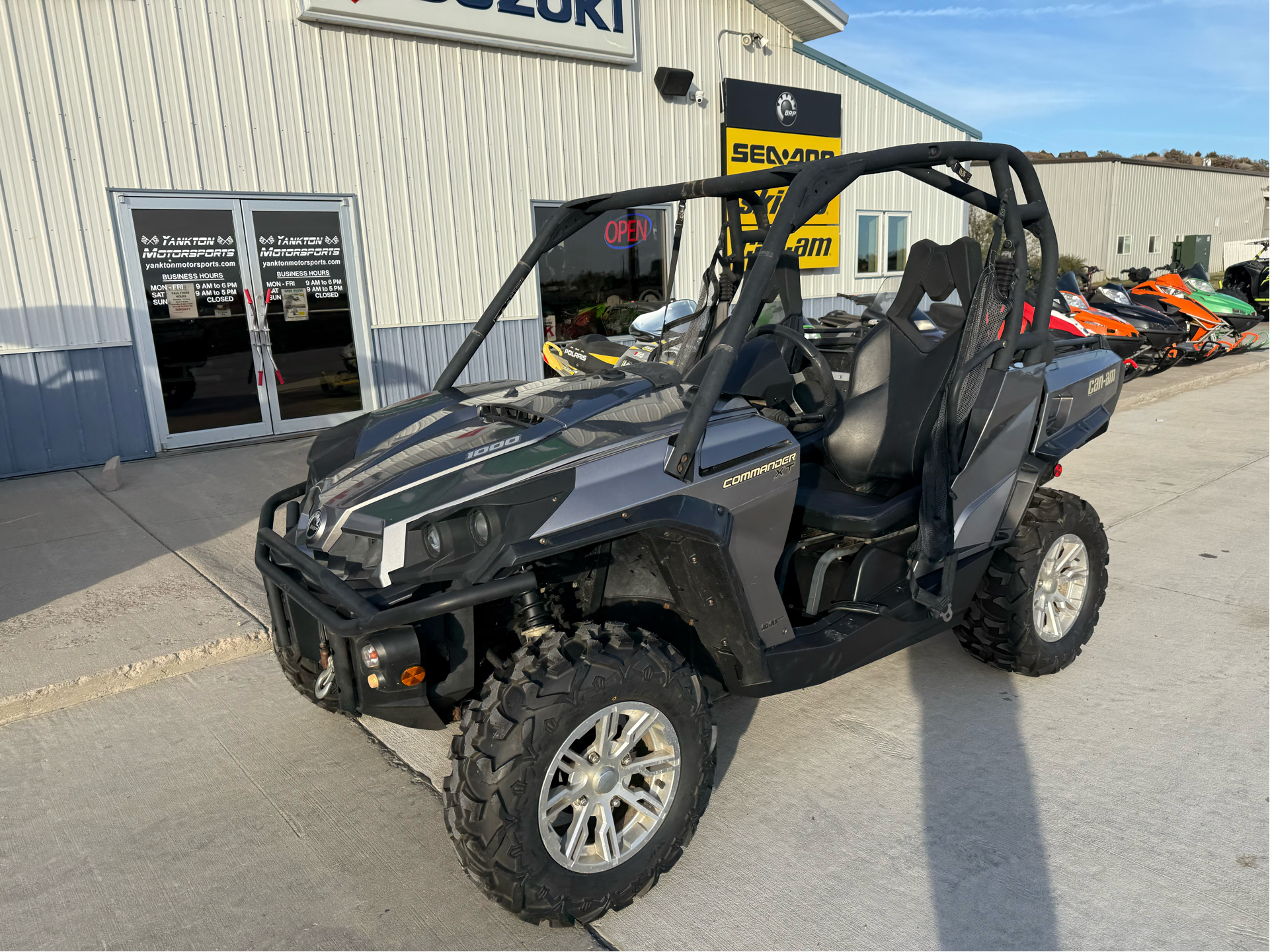2014 Can-Am Commander™ XT™ 1000 in Yankton, South Dakota - Photo 2
