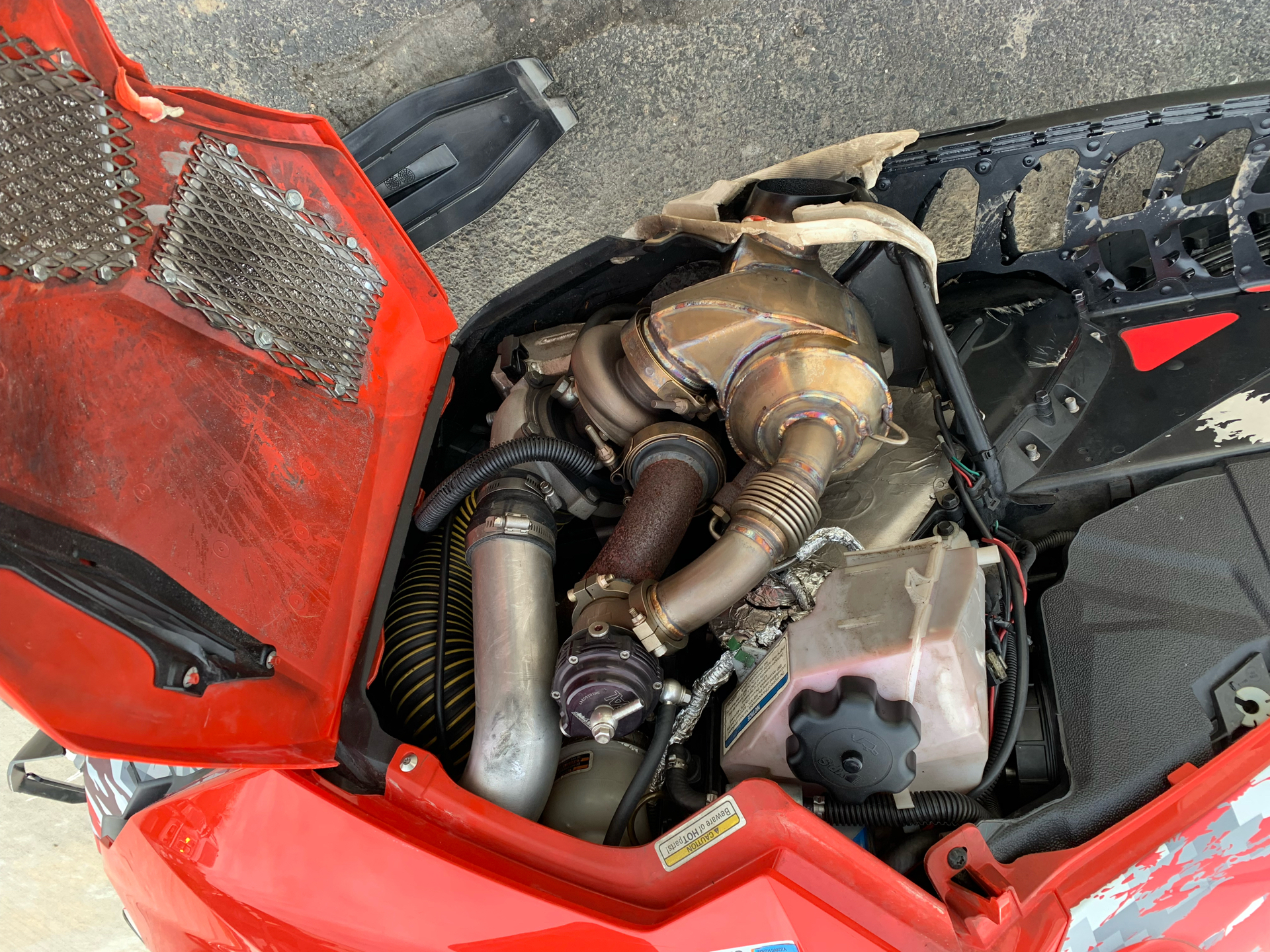 2016 Ski-Doo Summit SP T3 174 800R E-TEC E.S., PowderMax 3.0" in Yankton, South Dakota - Photo 4