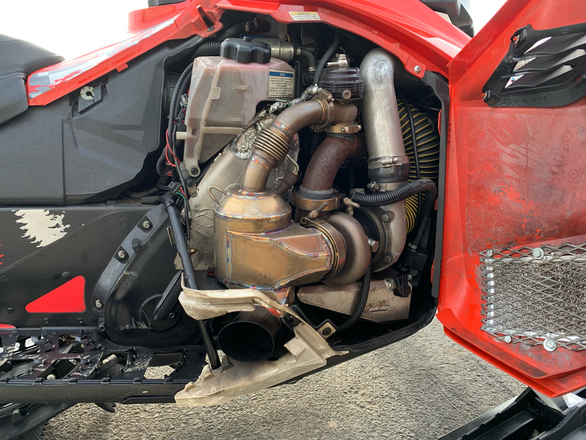 2016 Ski-Doo Summit SP T3 174 800R E-TEC E.S., PowderMax 3.0" in Yankton, South Dakota - Photo 7