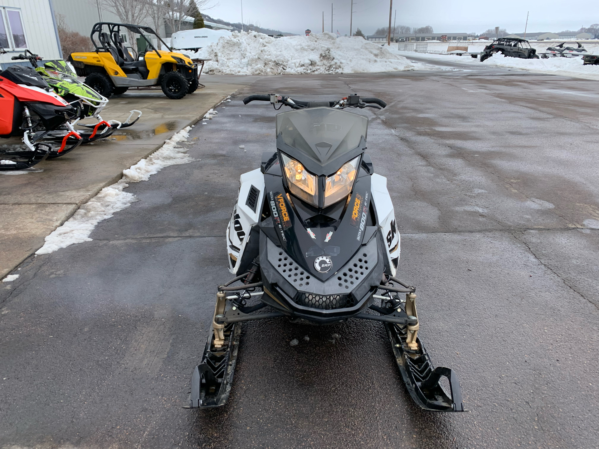 2012 Ski-Doo Summit® X® E-TEC® 800R 146 ES in Yankton, South Dakota - Photo 3