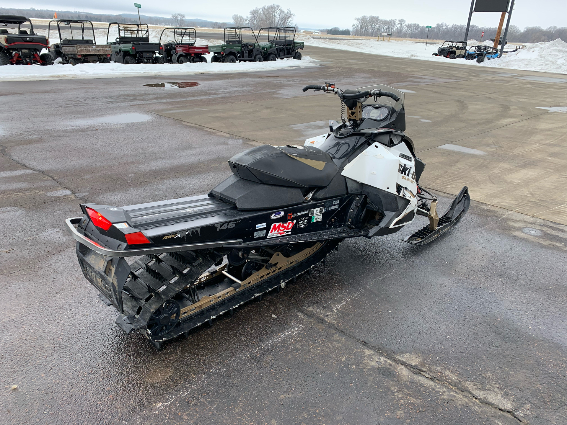 2012 Ski-Doo Summit® X® E-TEC® 800R 146 ES in Yankton, South Dakota - Photo 5
