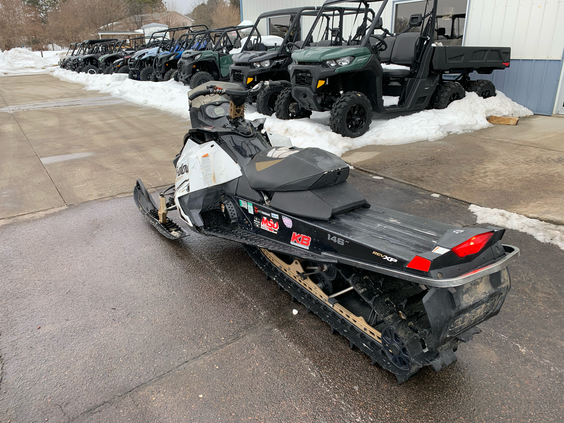 2012 Ski-Doo Summit® X® E-TEC® 800R 146 ES in Yankton, South Dakota - Photo 6