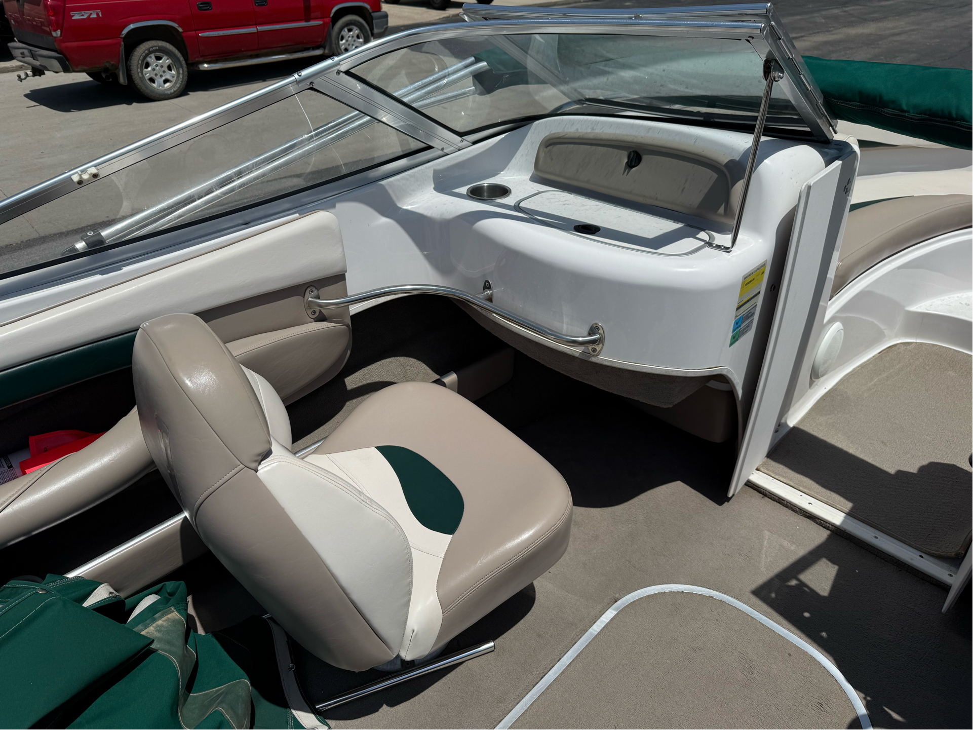 1996 Four Winns 200 Horizon DLX in Yankton, South Dakota - Photo 14
