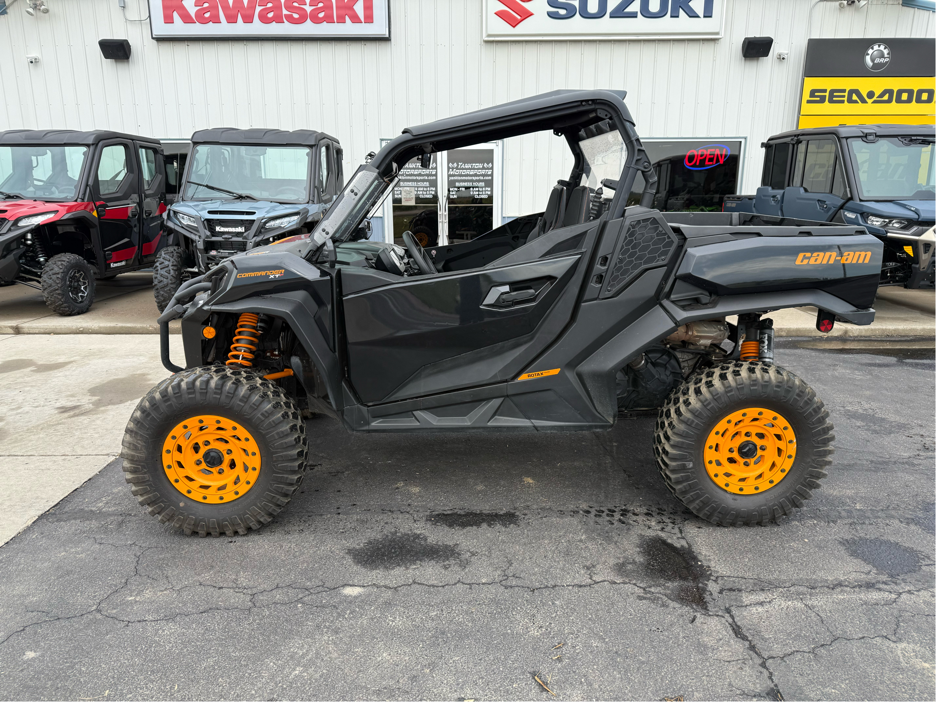 2021 Can-Am Commander X-TP 1000R in Yankton, South Dakota - Photo 1