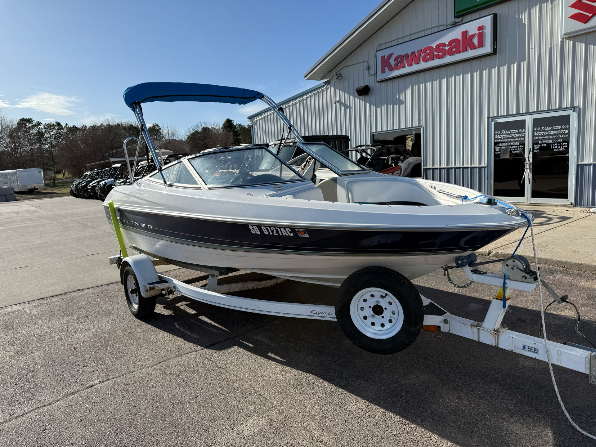 1997 Bayliner Capri 1700 LS in Yankton, South Dakota - Photo 2