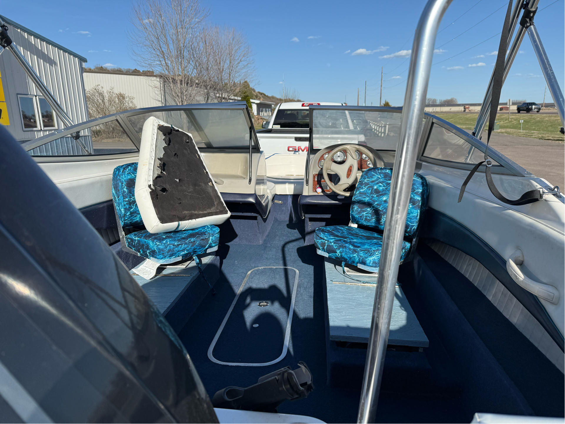 1997 Bayliner Capri 1700 LS in Yankton, South Dakota - Photo 8