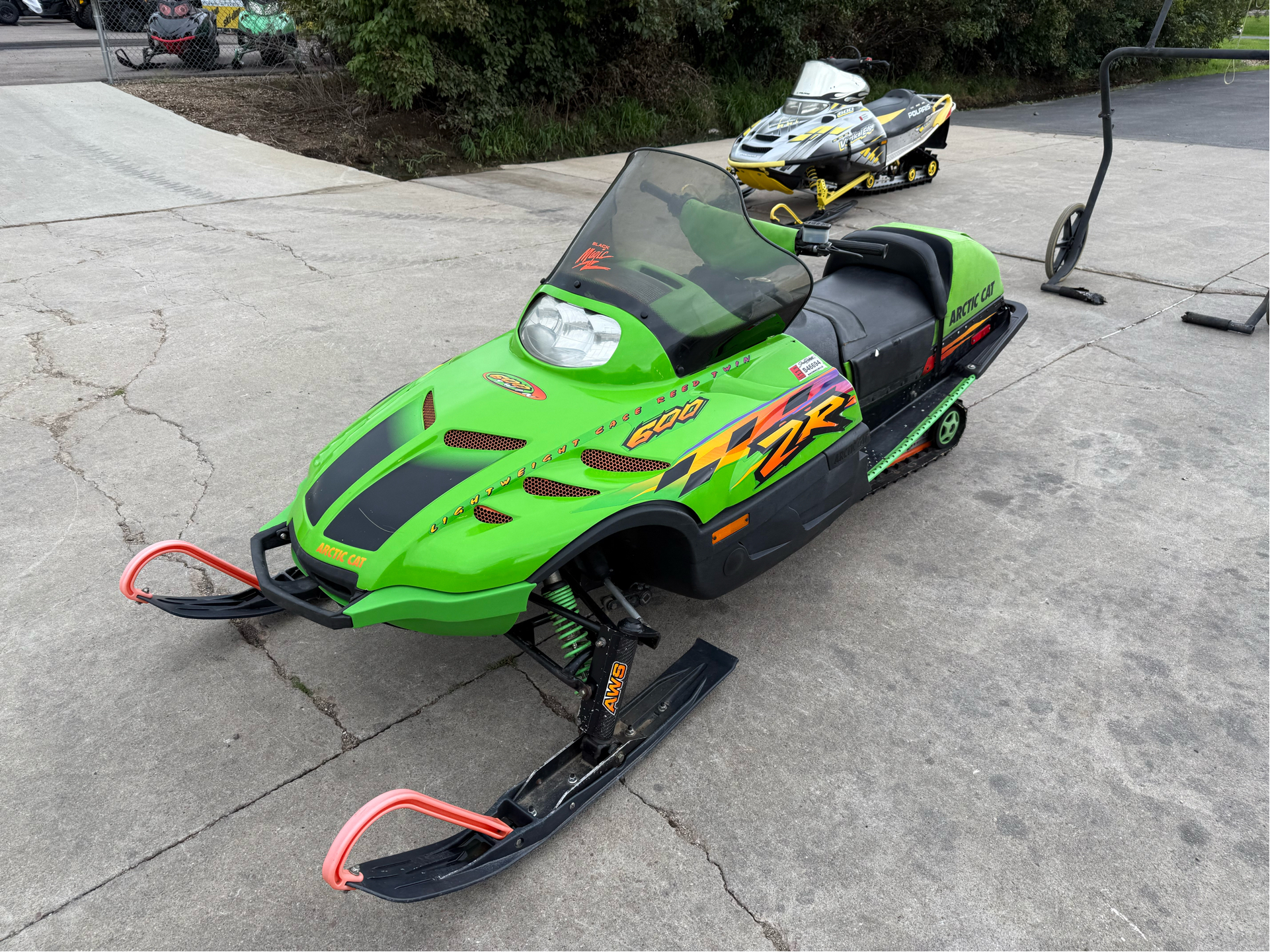 1997 Arctic Cat 600 ZR in Yankton, South Dakota - Photo 5