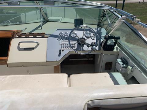 1983 Sea Ray Sundancer 270 in Yankton, South Dakota - Photo 8