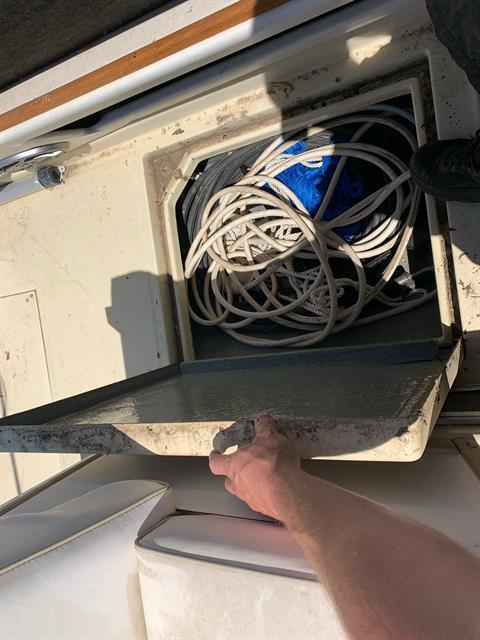 1983 Sea Ray Sundancer 270 in Yankton, South Dakota - Photo 21