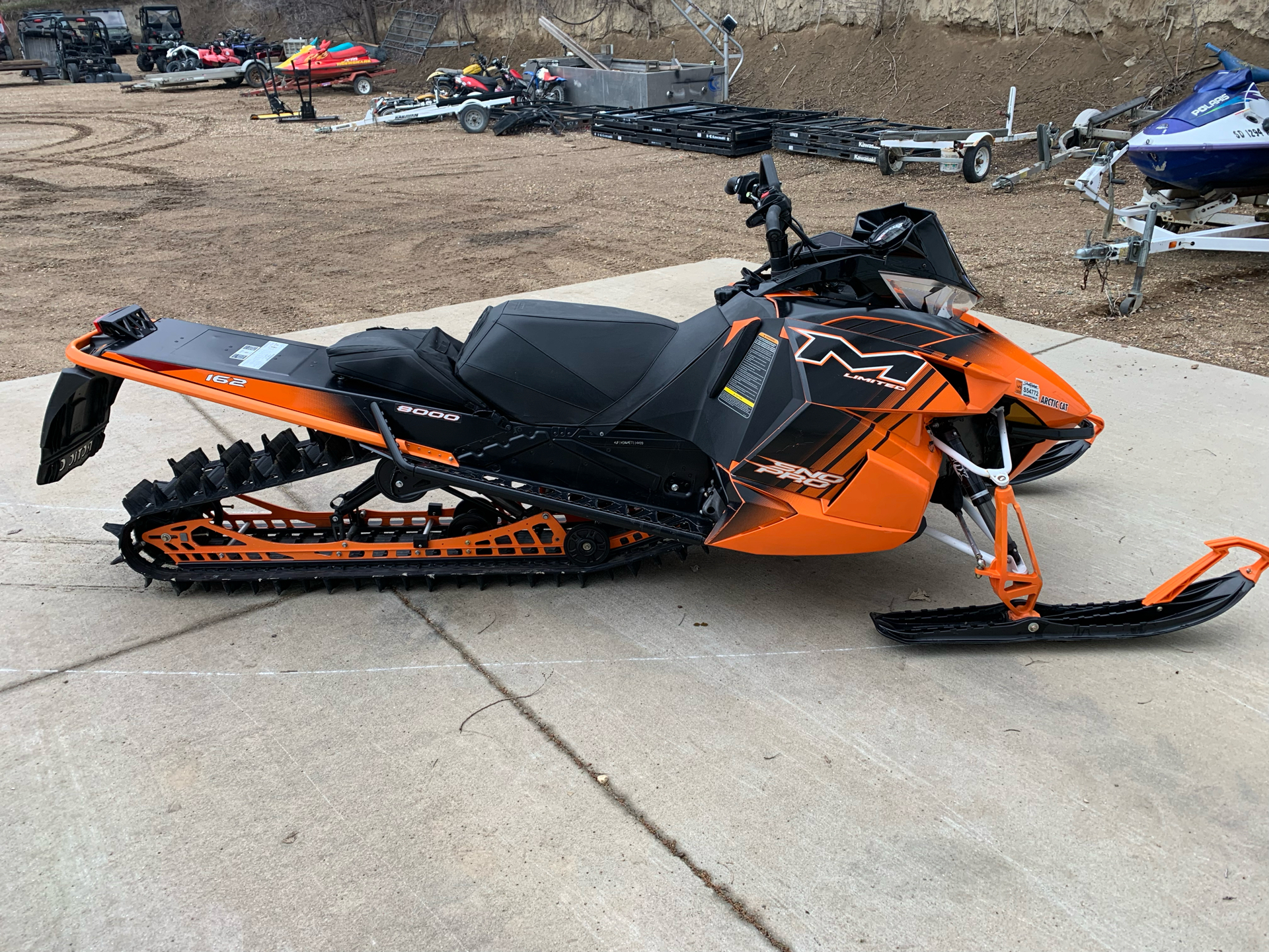 2014 Arctic Cat M 8000 Sno Pro® 162" Limited in Yankton, South Dakota - Photo 4