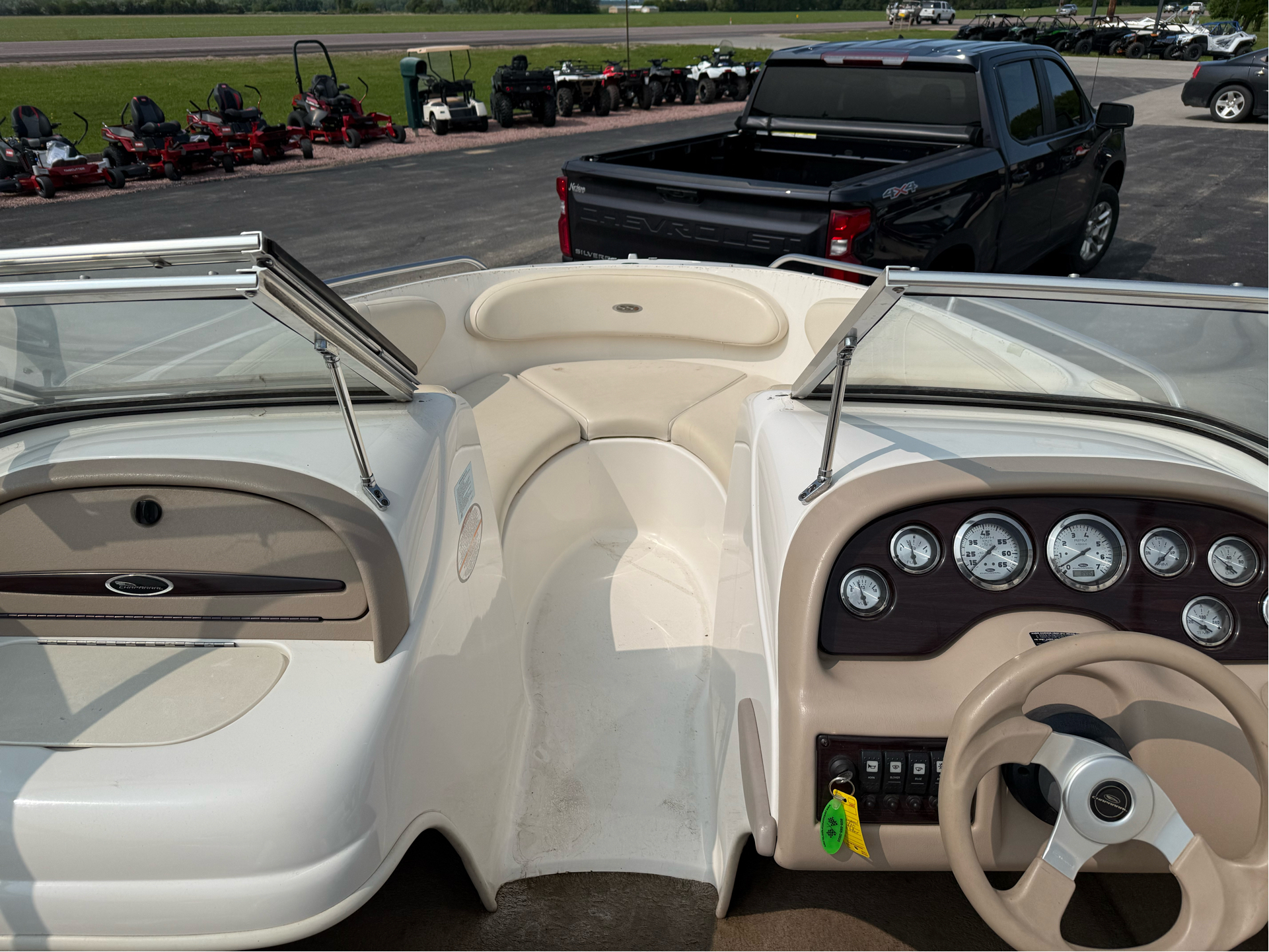 2001 Chaparral 200 SSE in Yankton, South Dakota - Photo 10