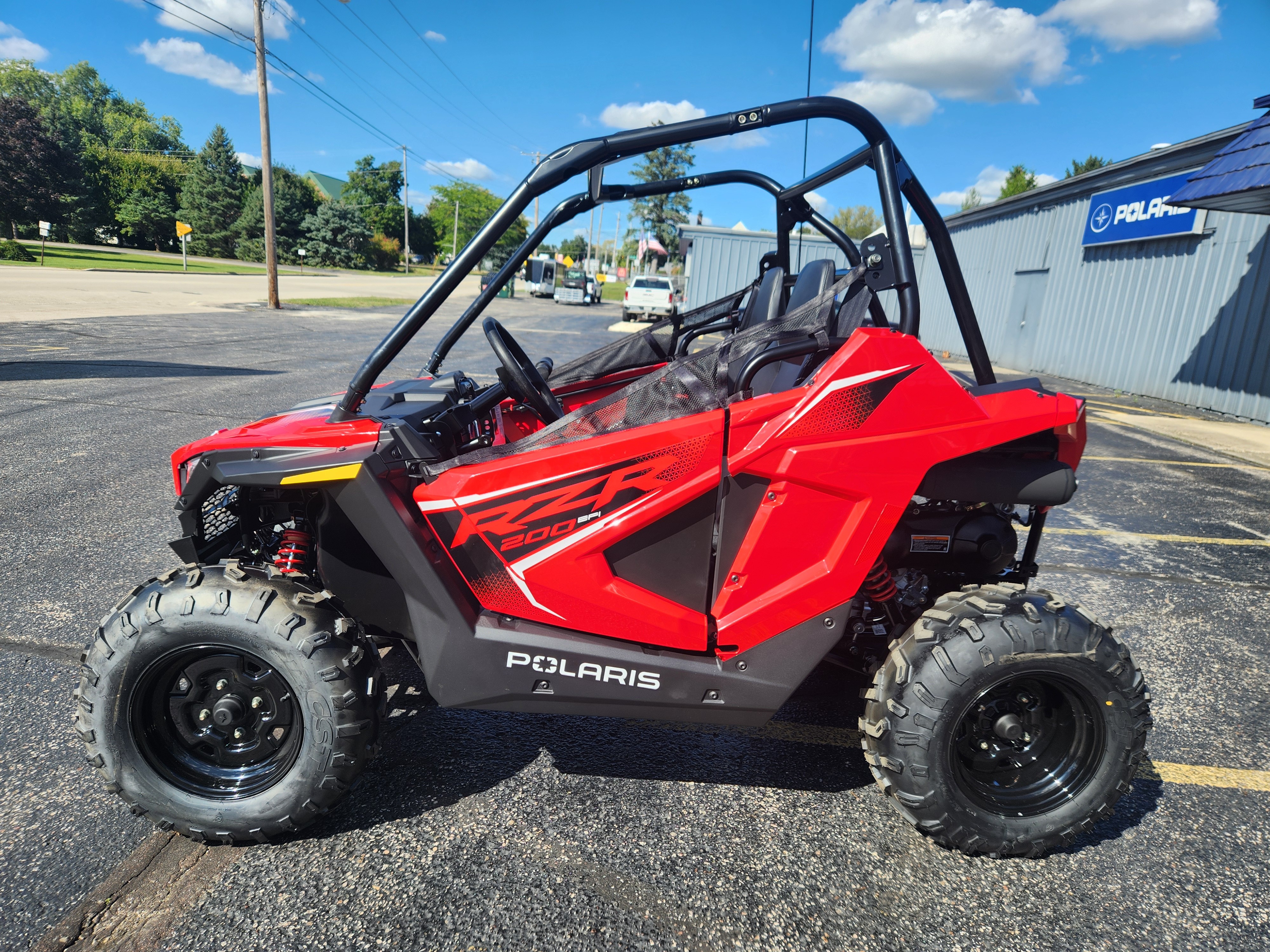 2026 Polaris RZR 200 EFI 3