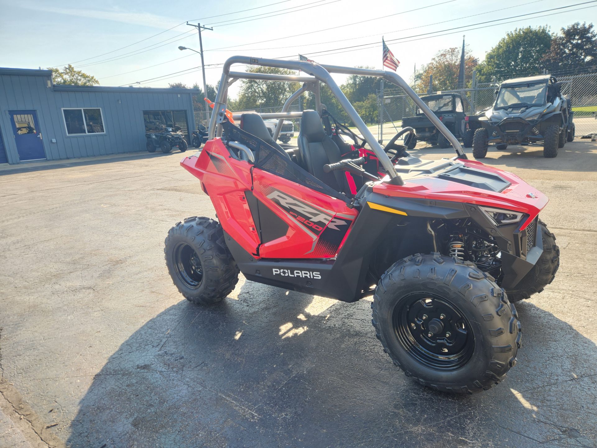 2026 Polaris RZR 200 EFI 5