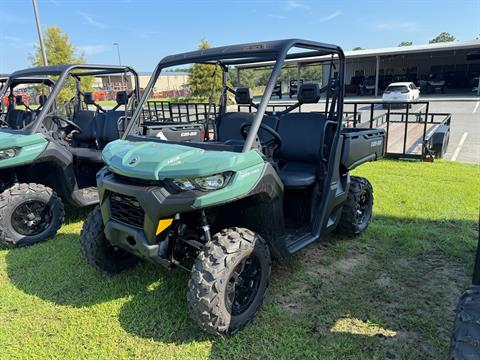2026 Can-Am Defender DPS HD9 — photo 1 of 12