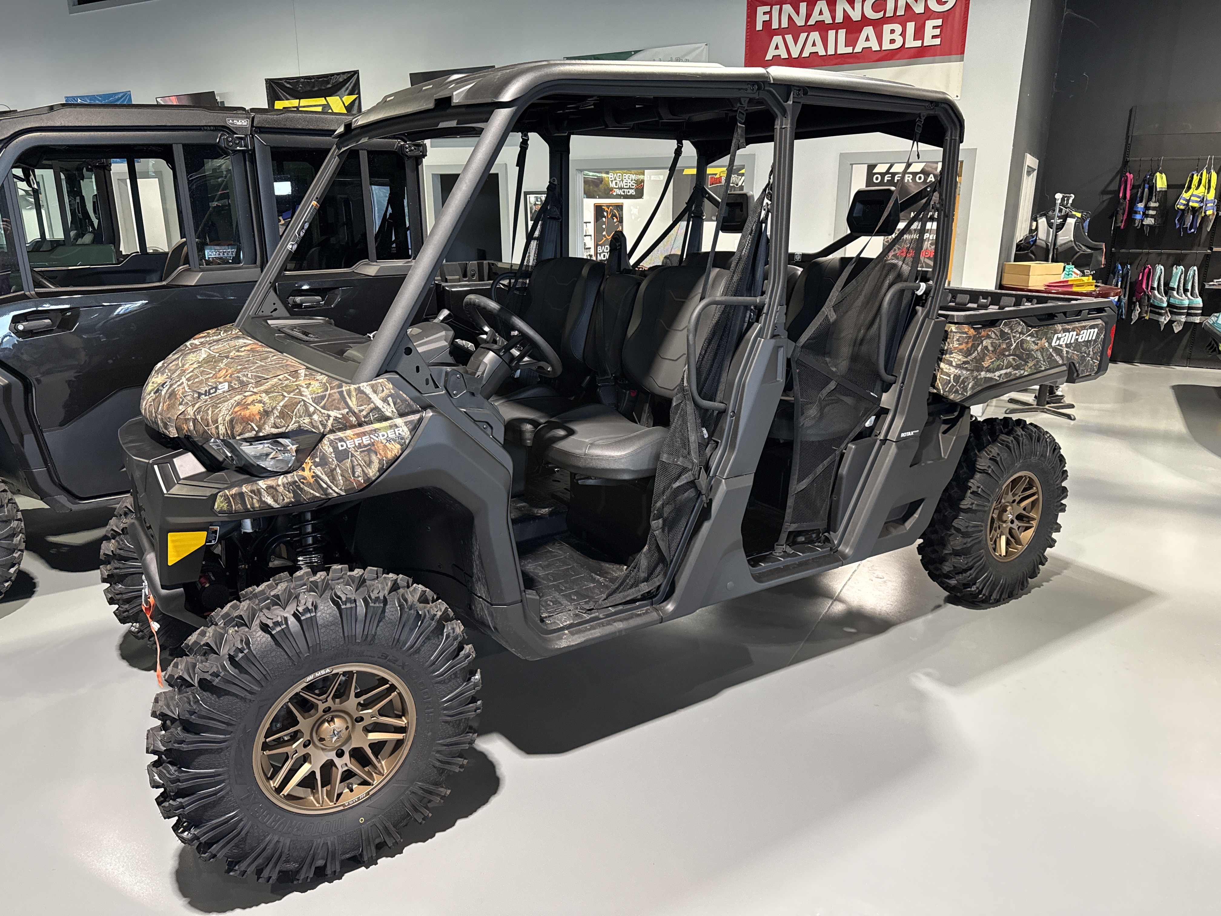 2026 Can-Am Defender MAX XT HD9