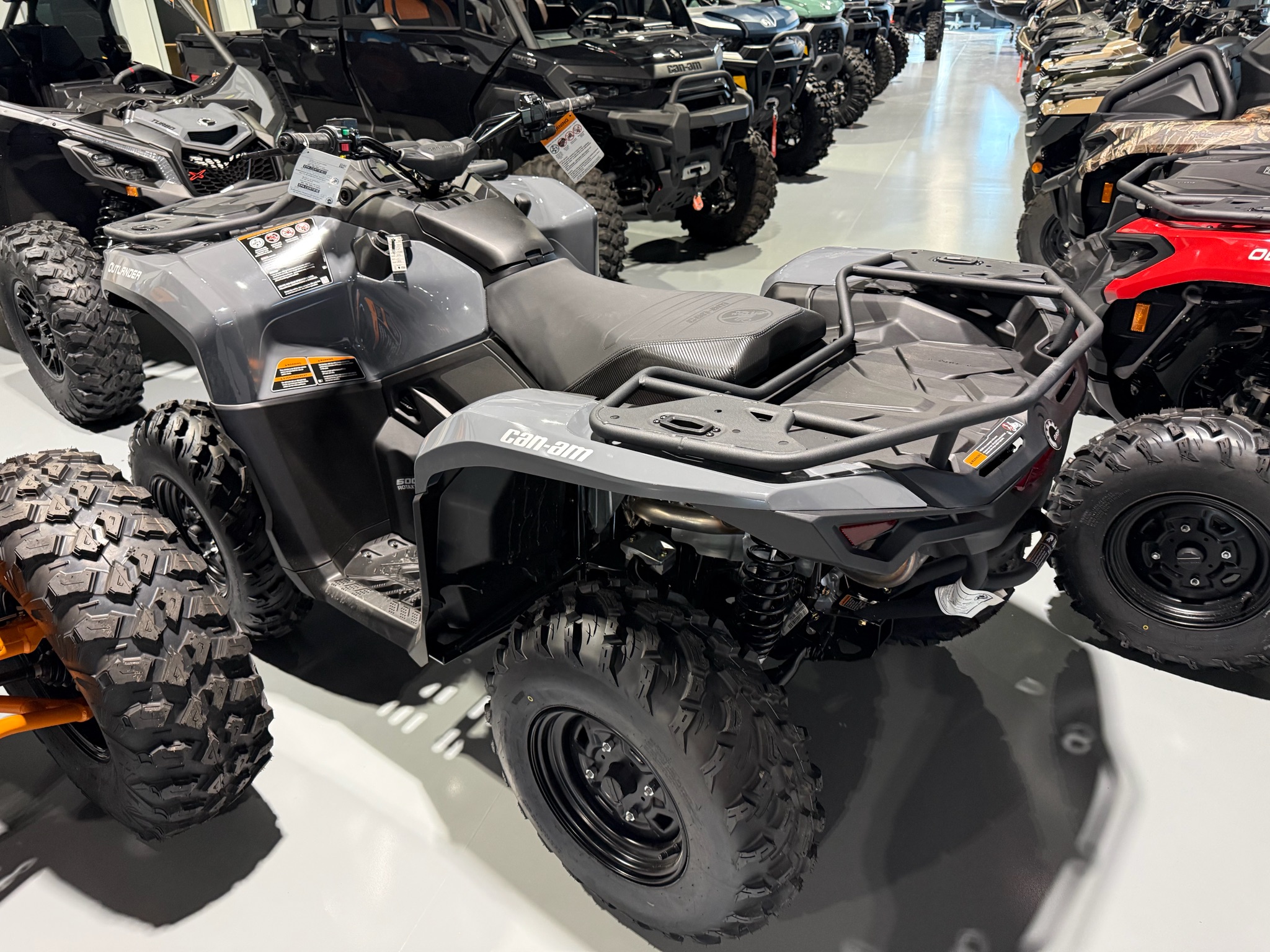 2026 Can-Am™ Outlander 500 6
