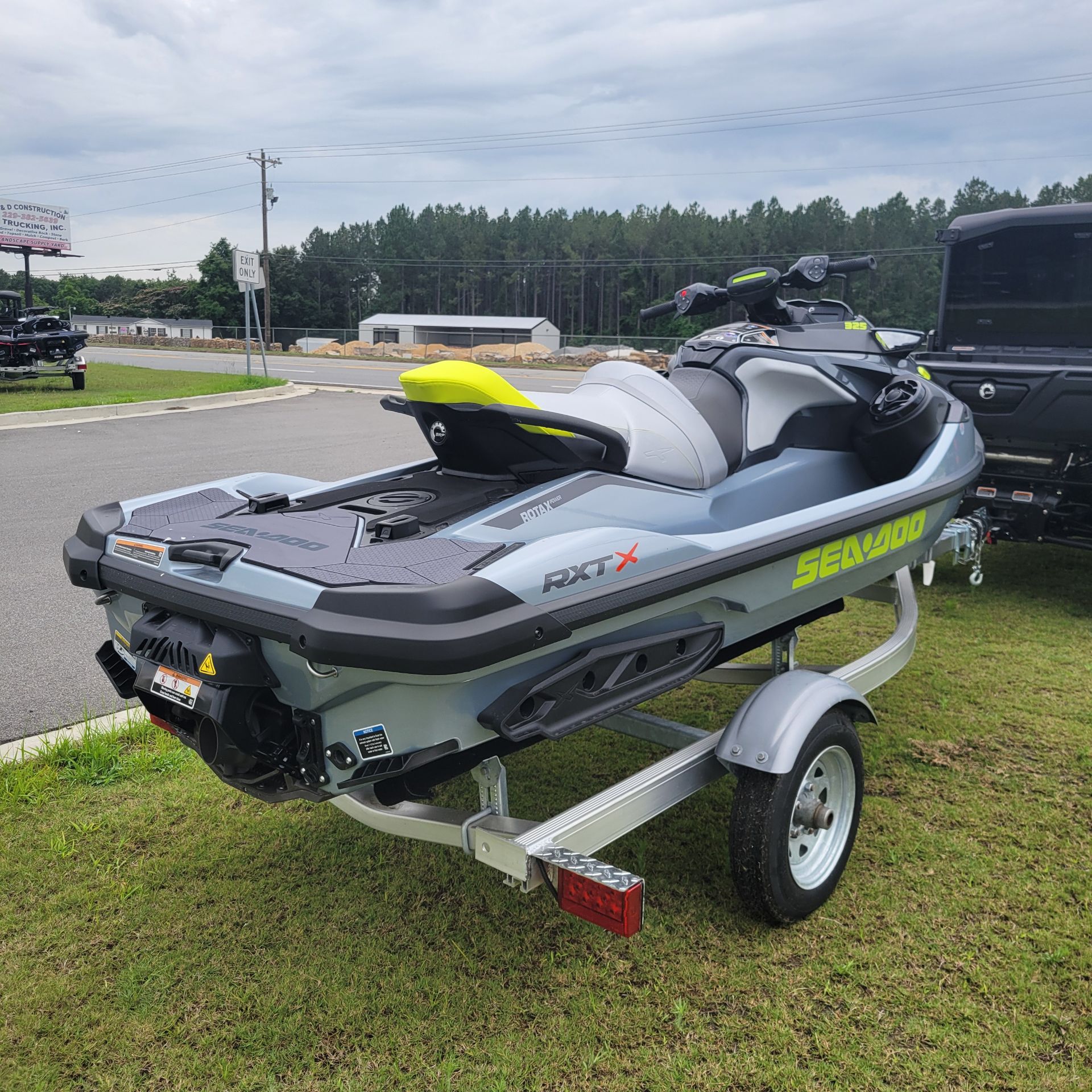 2025 Sea-Doo RXT-X 325 + Tech Package 5