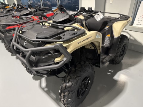 2026 Can-Am Outlander PRO XU HD7 — photo 1 of 11