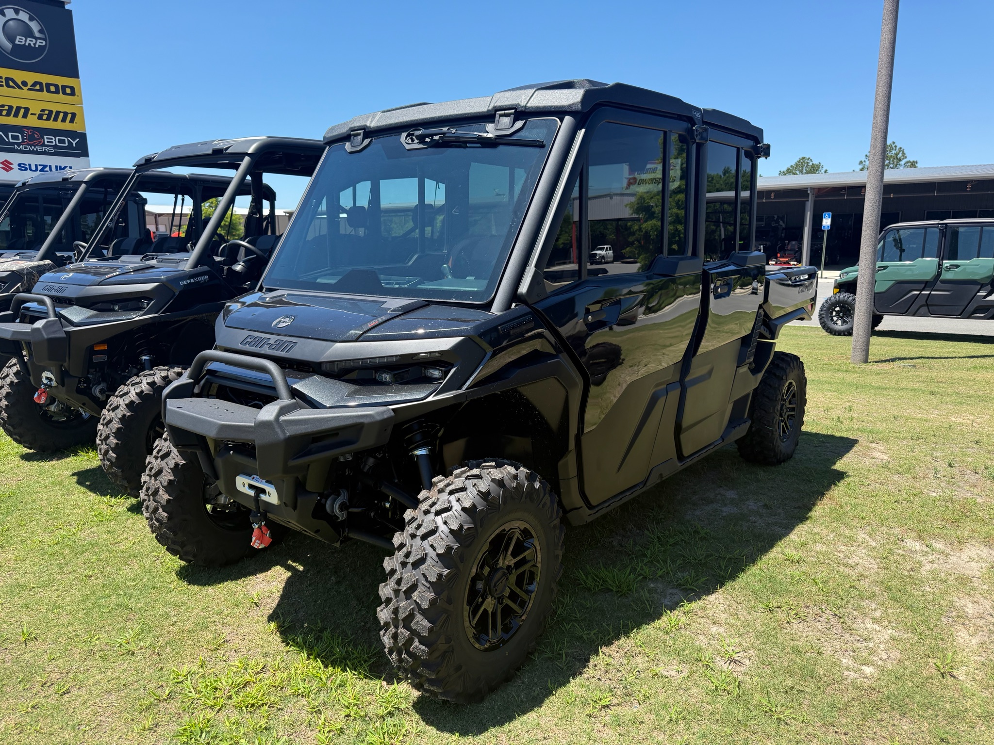 2026 Can-Am Defender MAX Lone Star CAB HD11