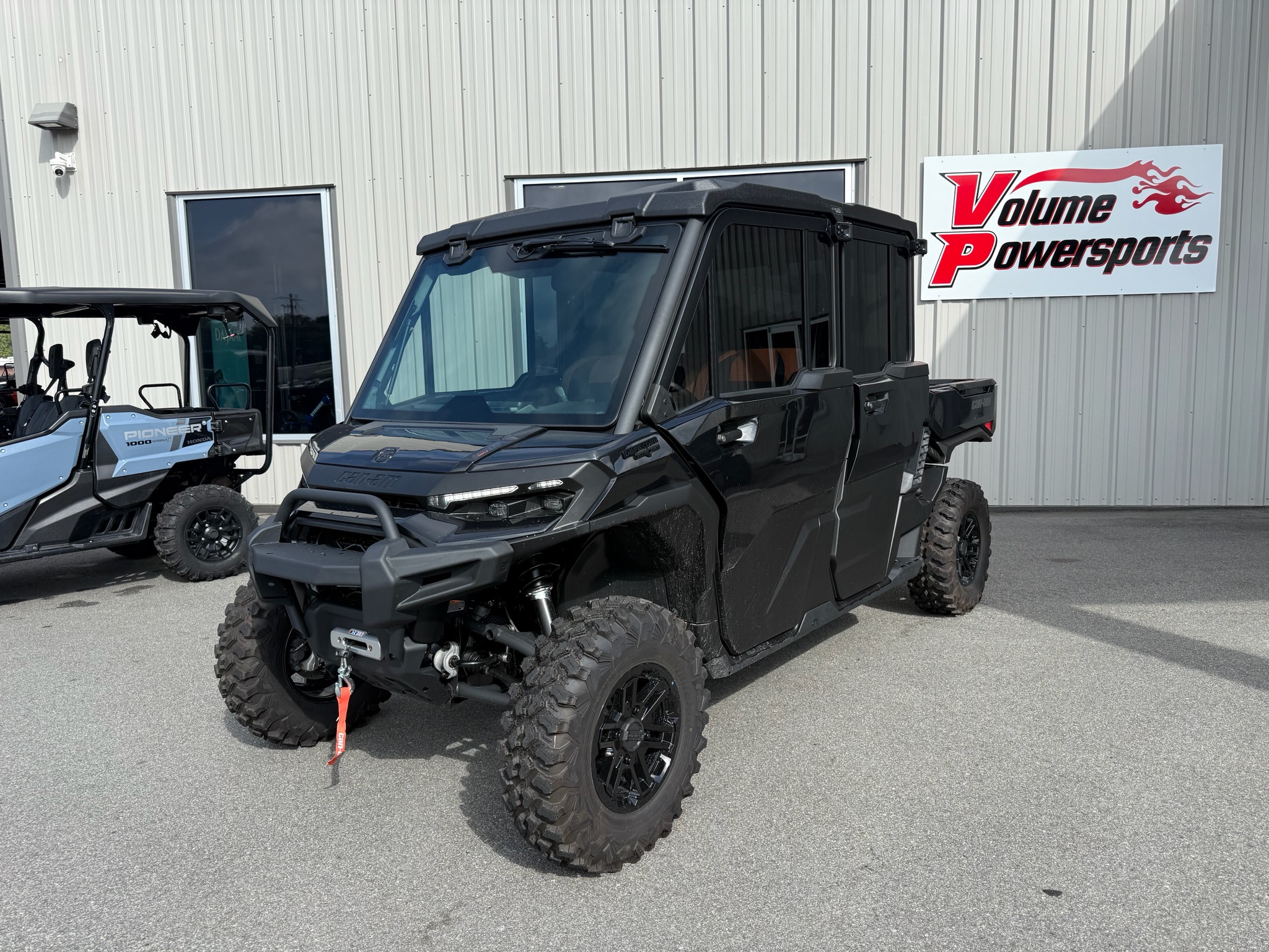 2026 Can-Am Defender MAX Lone Star CAB HD11