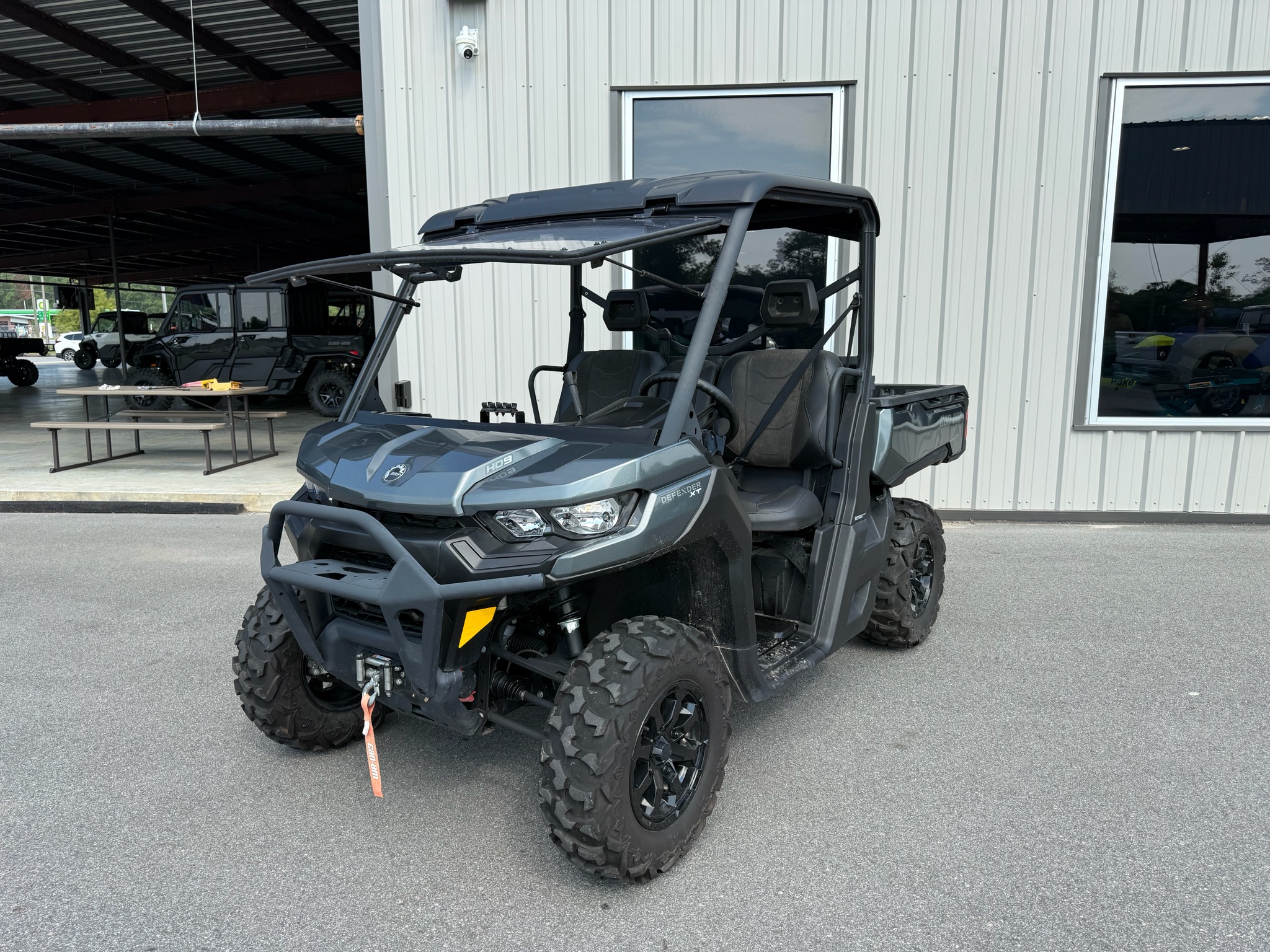 2024 Can-Am Defender XT HD9