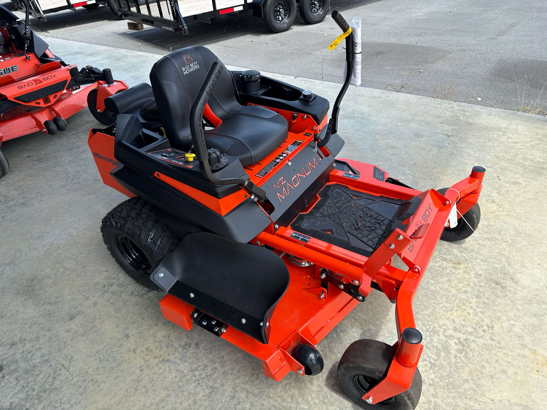 ♦︎みや♦︎ New 2025 Bad Boy Mowers MZ Magnum 54 in. Kohler 7000 KT735