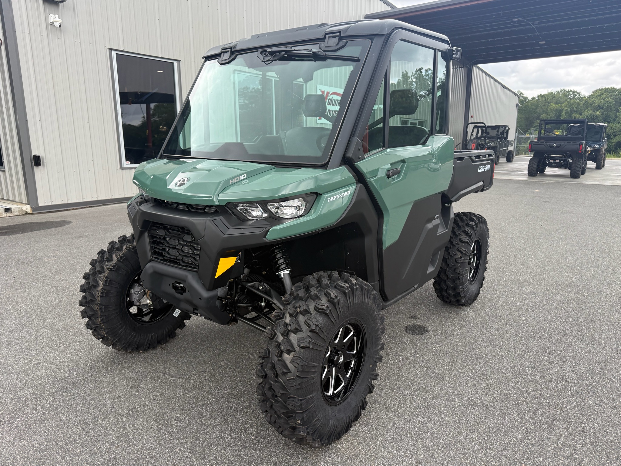 2026 Can-Am Defender DPS CAB HD10