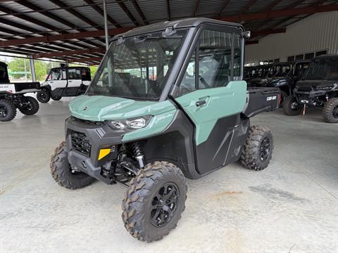2026 Can-Am Defender DPS CAB HD10 — photo 1 of 12