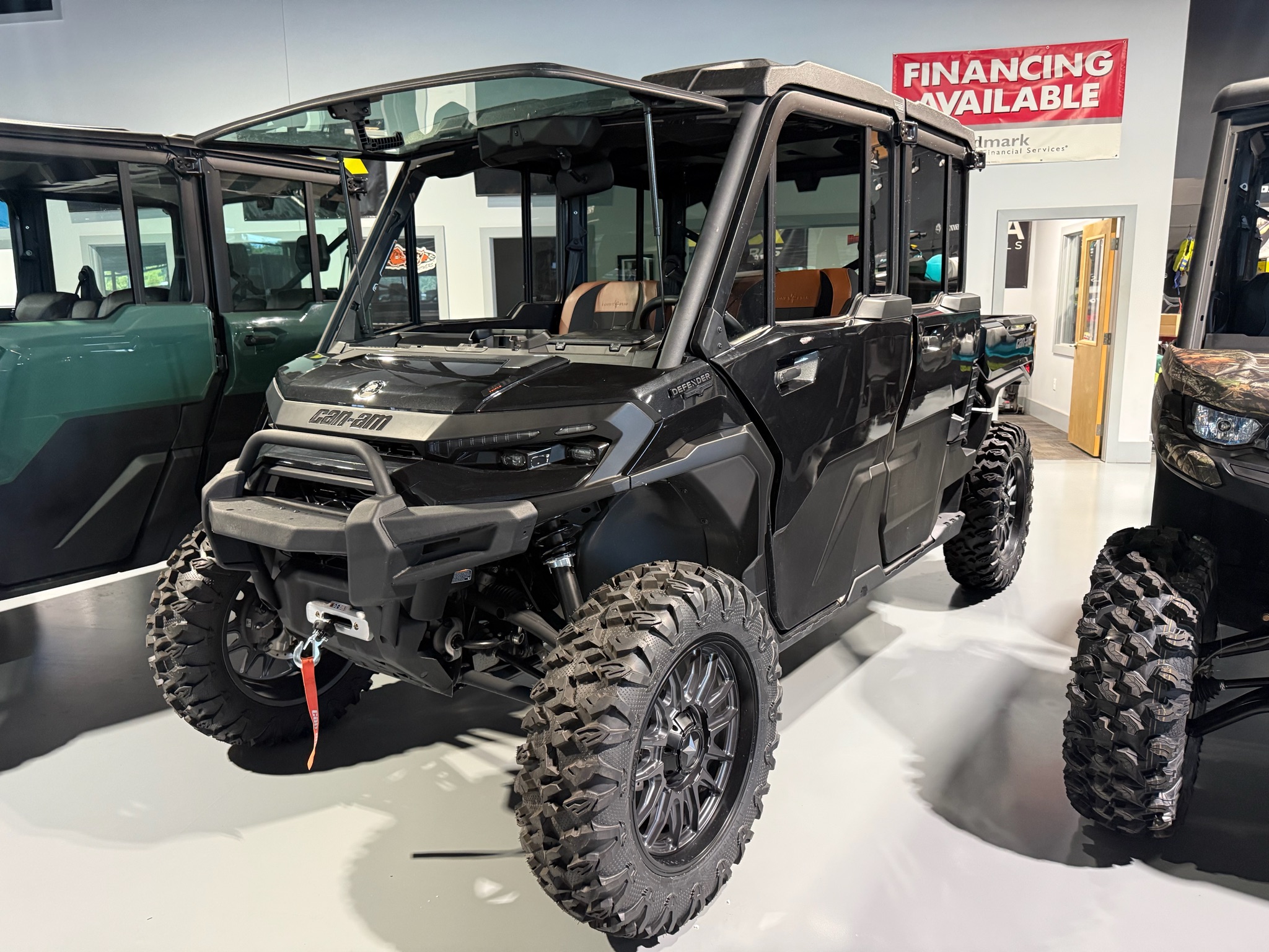 2026 Can-Am Defender MAX Lone Star CAB HD11