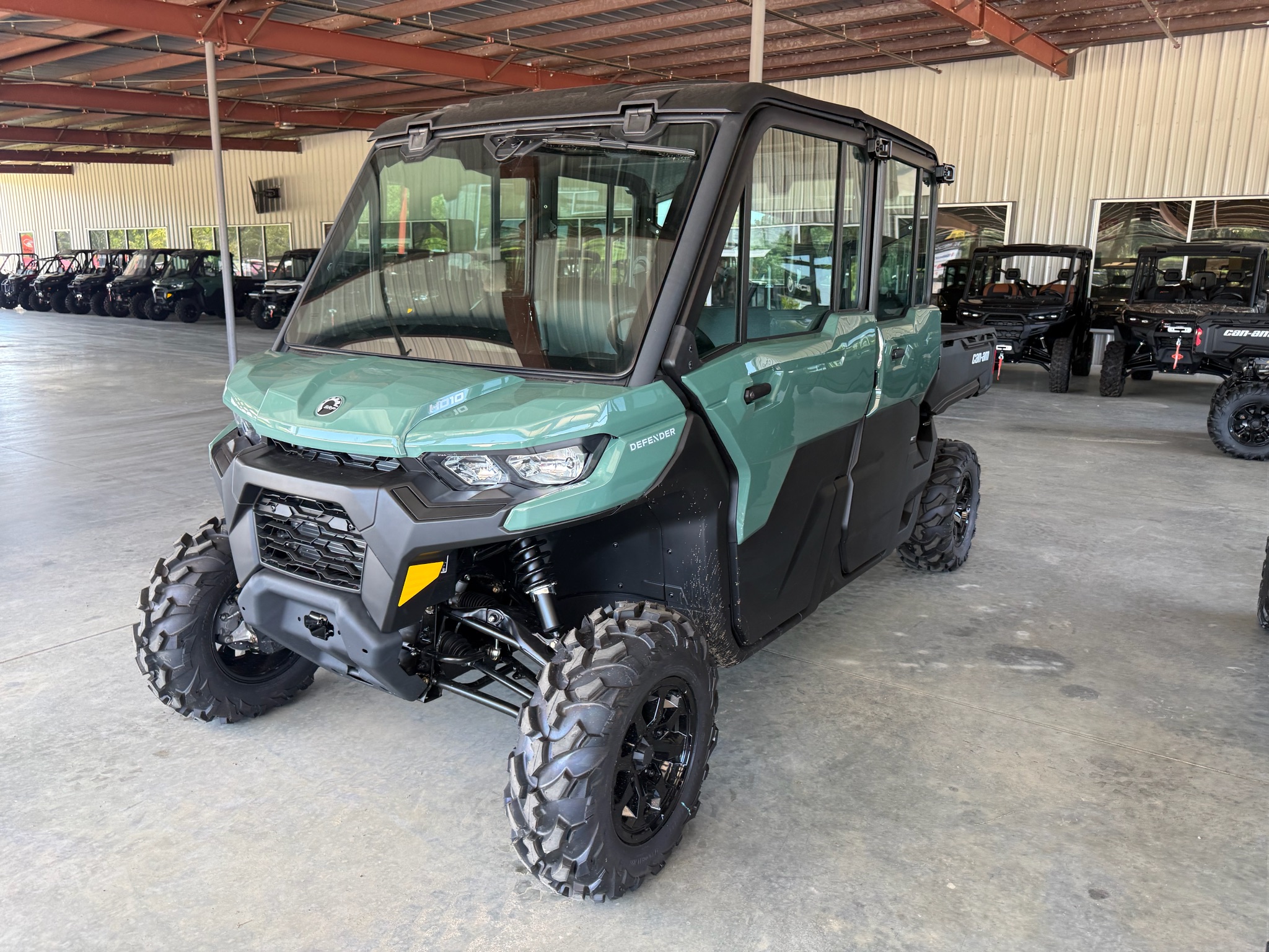 2026 Can-Am Defender MAX DPS CAB HD10