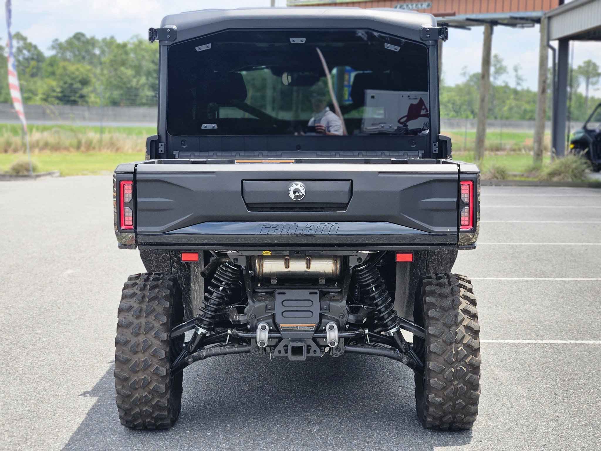 2026 Can-Am™ Defender MAX Limited HD11 7