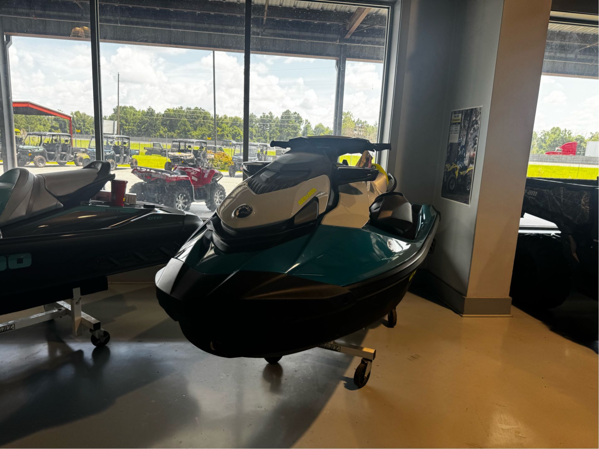 2025 Sea-Doo GTI SE 170 + Tech Package, audio, iDF, iBR 3