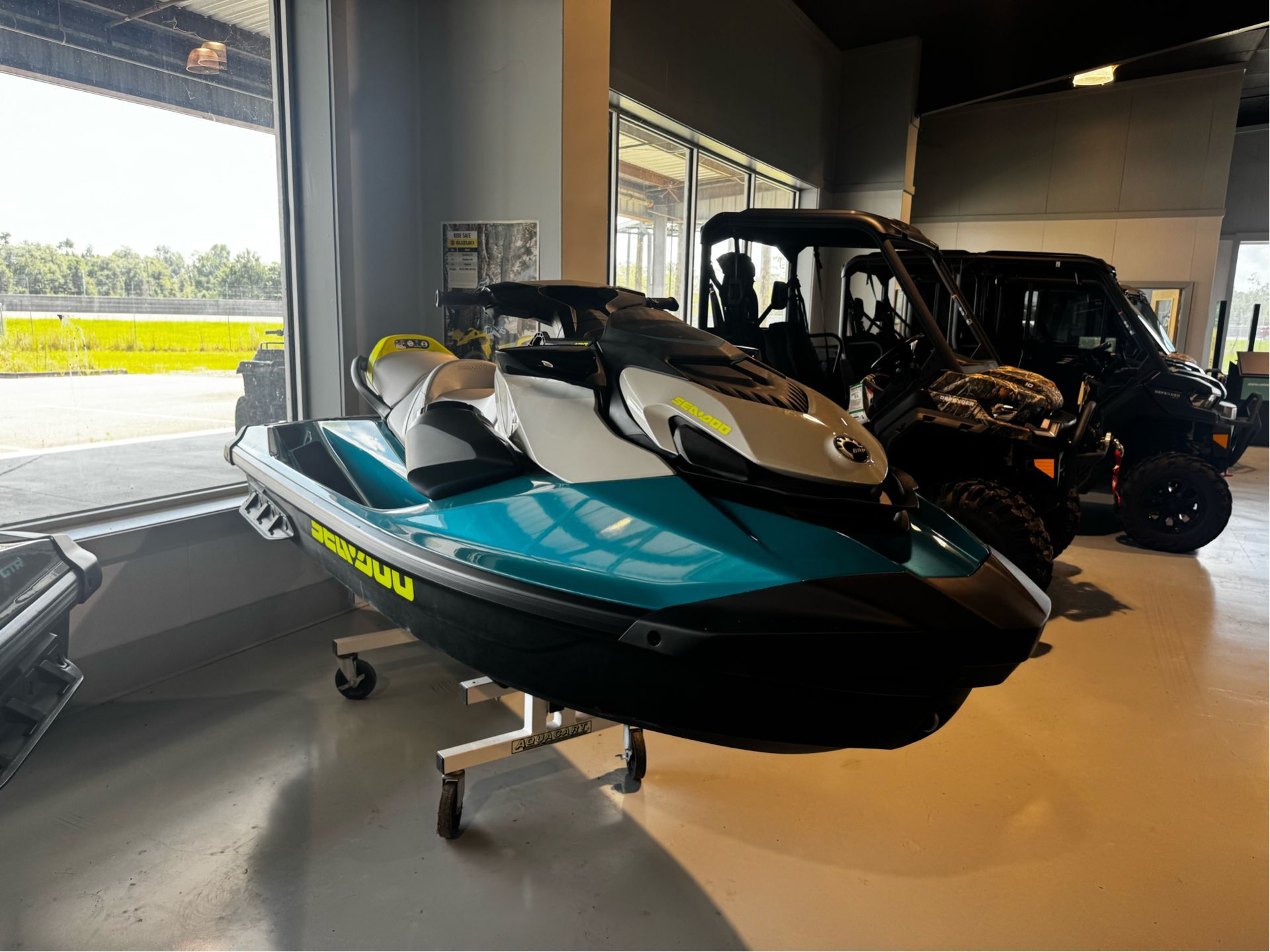 2025 Sea-Doo GTI SE 170 + Tech Package, audio, iDF, iBR 4