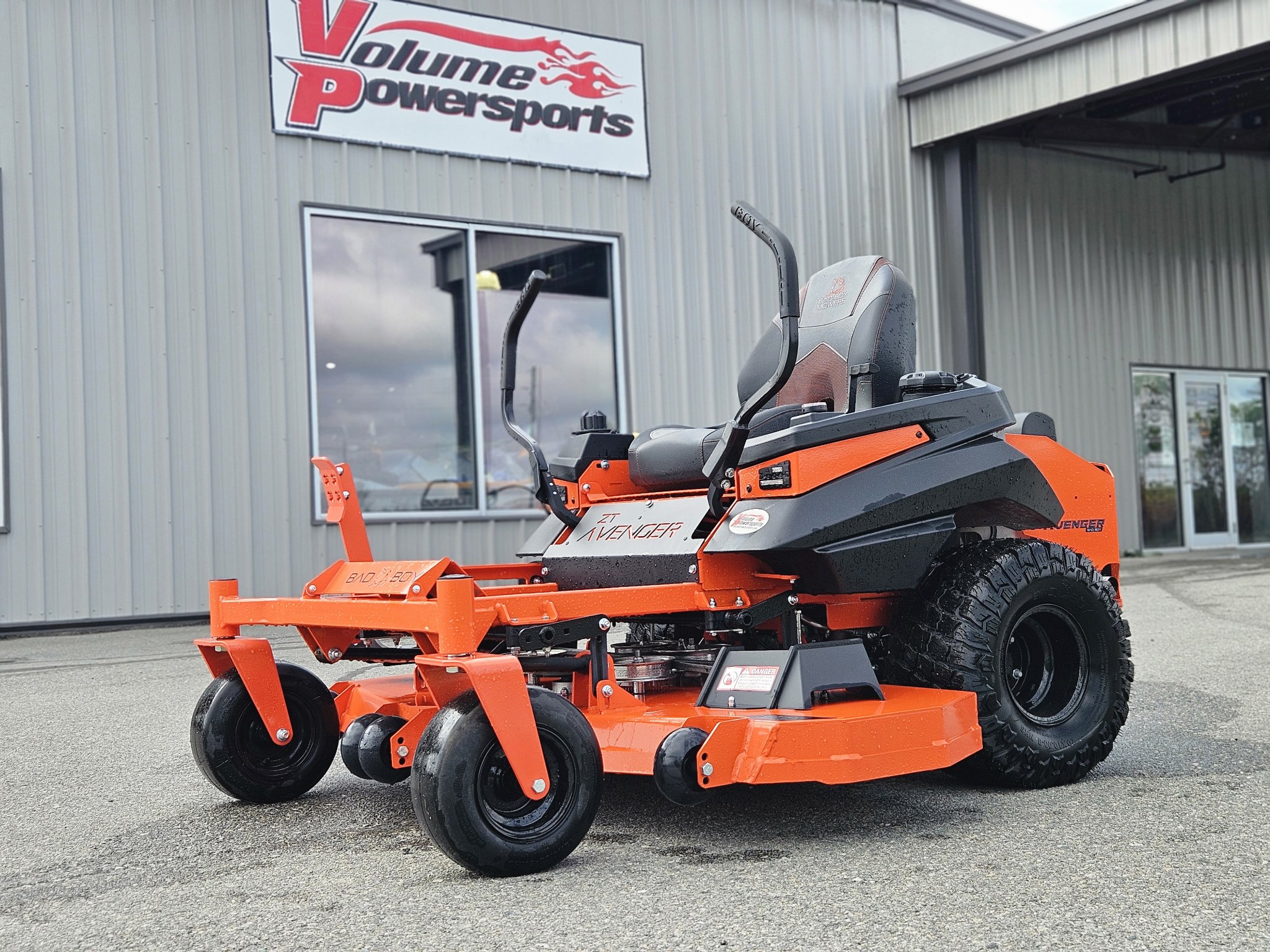 New 2025 Bad Boy Mowers ZT Avenger 60 in. Kohler Pro 7000 KT745 26