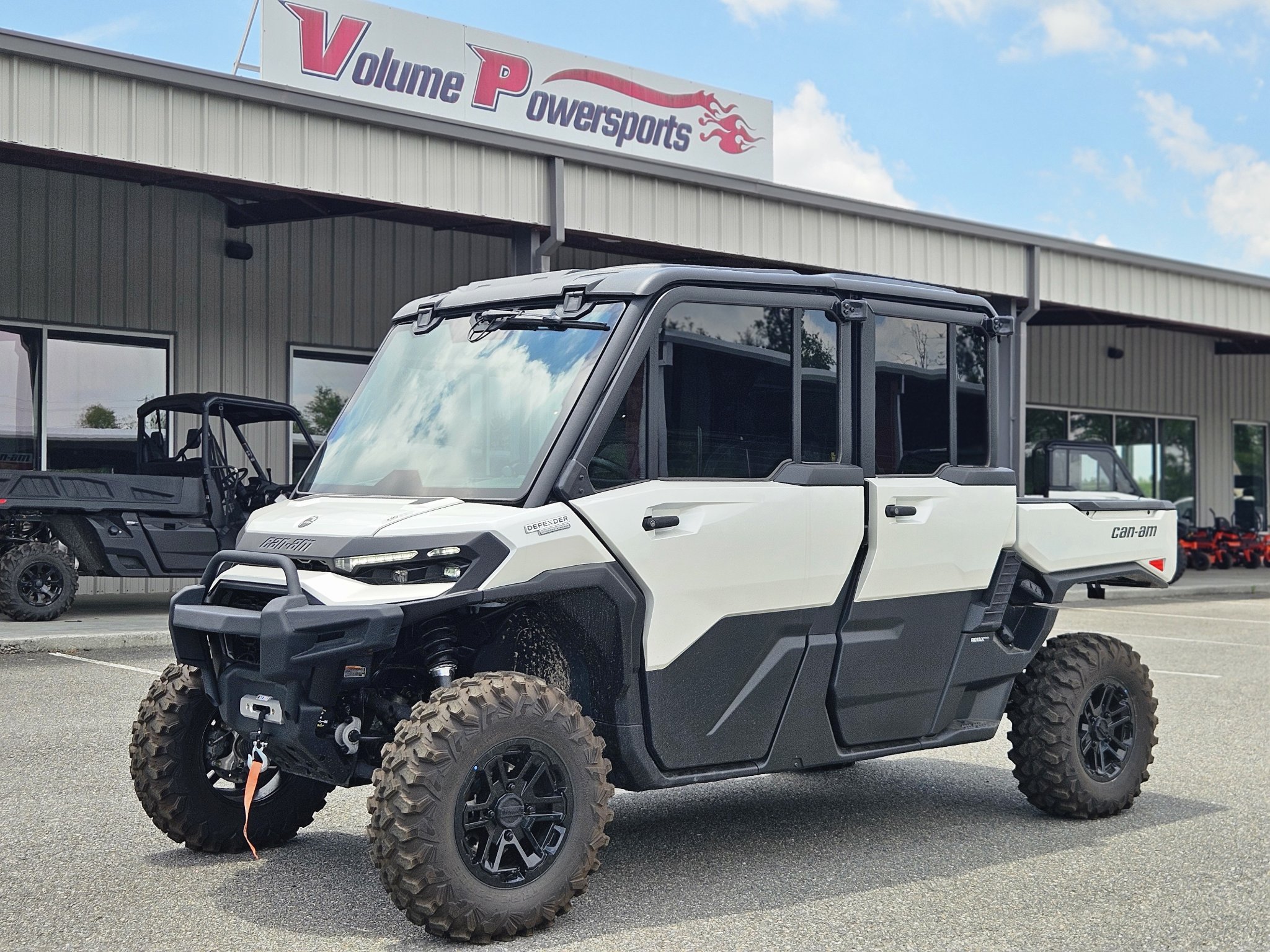 2026 Can-Am Defender MAX Limited HD11